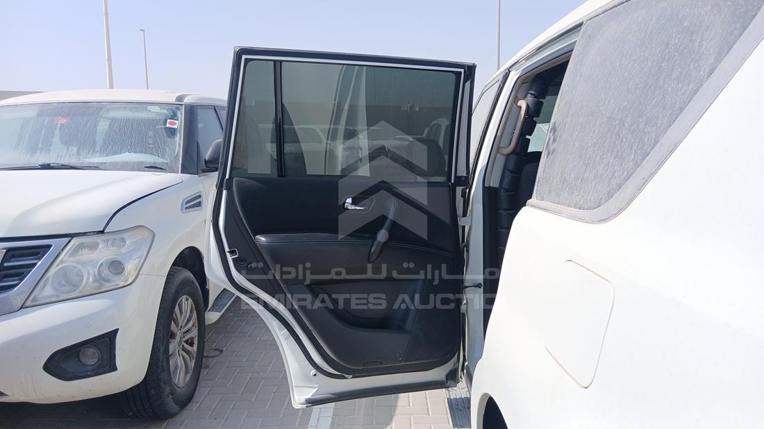نيسان باترول 2019 — الباب الخلفي الأيسر — صورة 18