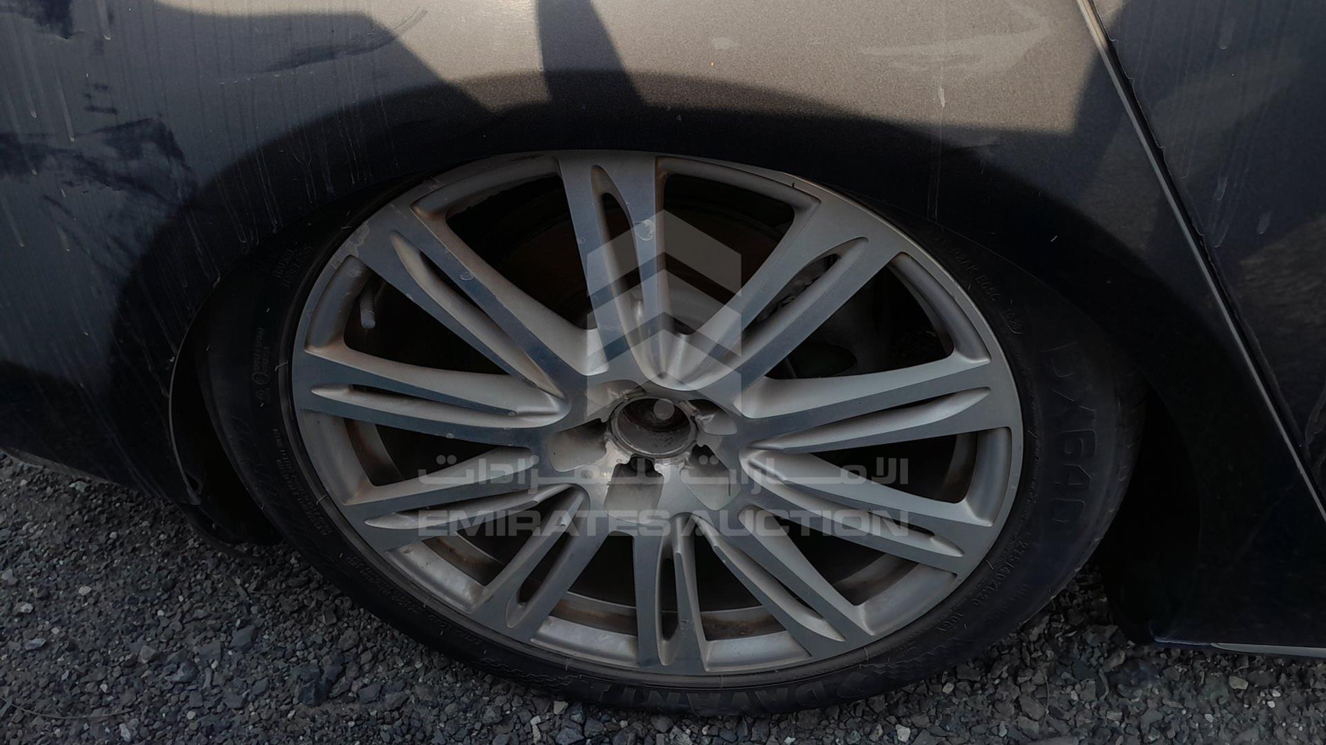 2011 AUDI A8 VIN: WAURVB4H1BN014903