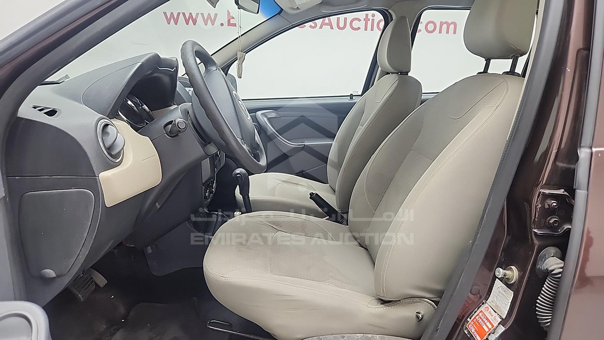2017 RENAULT DUSTER VIN: VF1HSRCH9HA531771