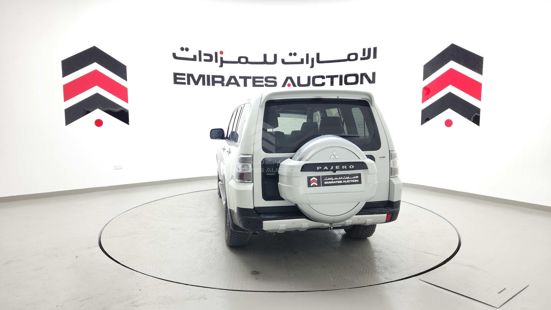2009 MITSUBISHI PAJERO VIN: JMYLRV93W9J703606