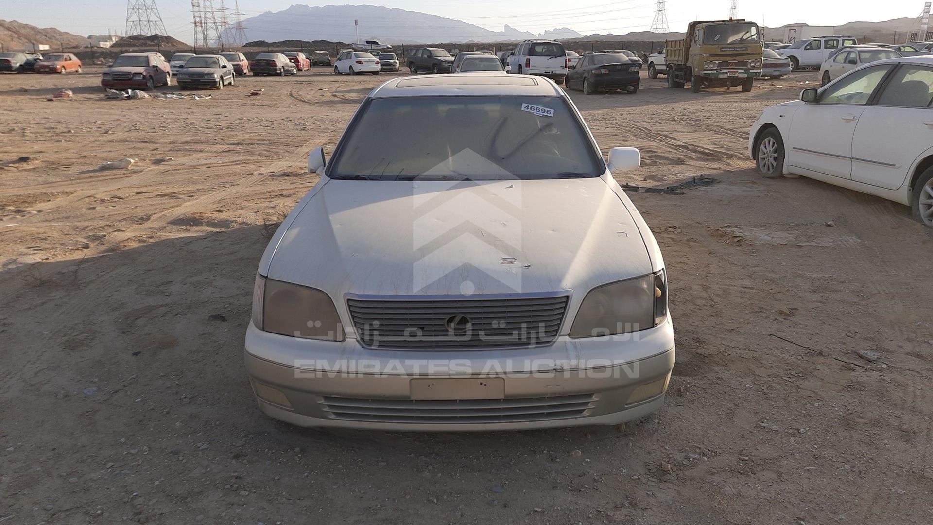 1998 LEXUS LS400 VIN: JT8BH28F6W0132404