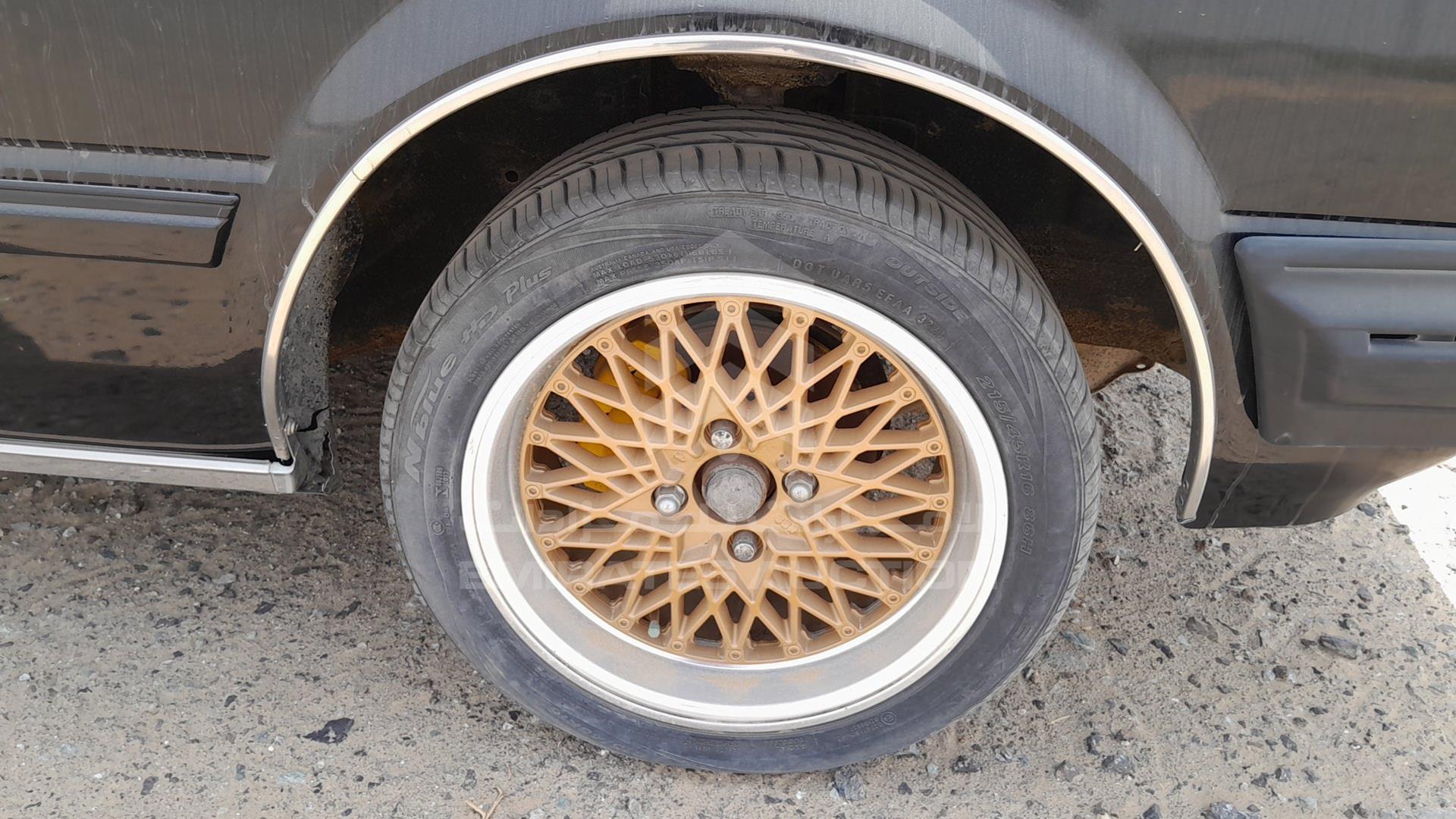 1984 TOYOTA CRESSIDA VIN: JT2MX63E8E0062981