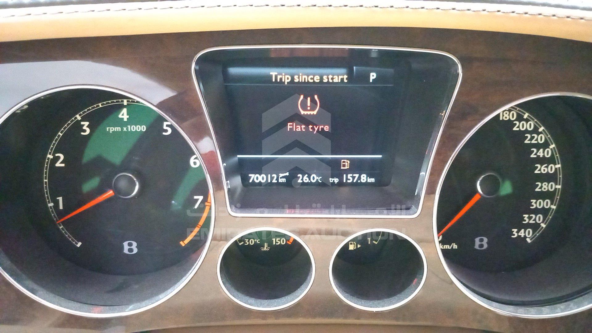 2012 BENTLEY FLYING SPUR VIN: SCBBF53W6CC075635
