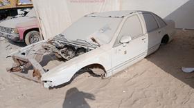 1994 Chevrolet Caprice — Front Left Angle — Photo 4 — Thumbnail