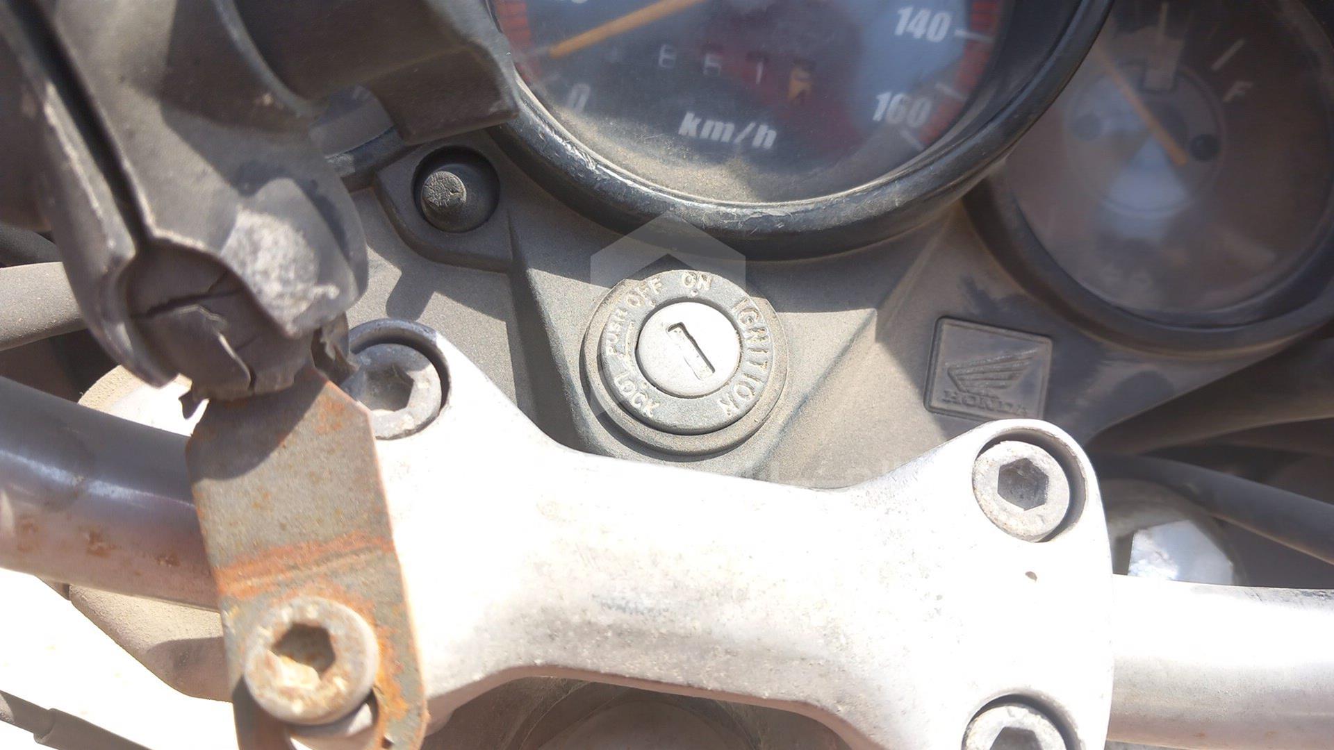 2012 HONDA CBF150 MA VIN: ME4KC09CBC8215578