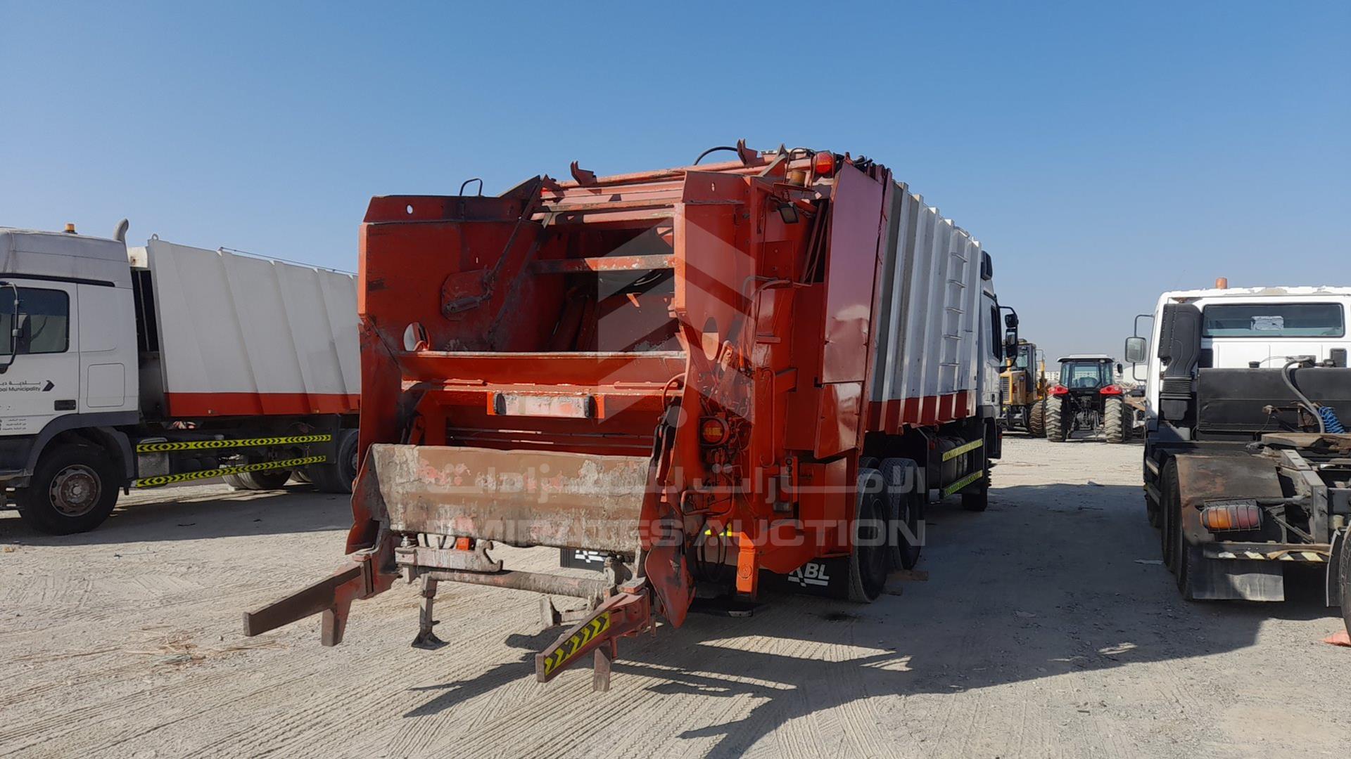 2008 MERCEDES ACTROS VIN: WDAKHCAAX8L307246