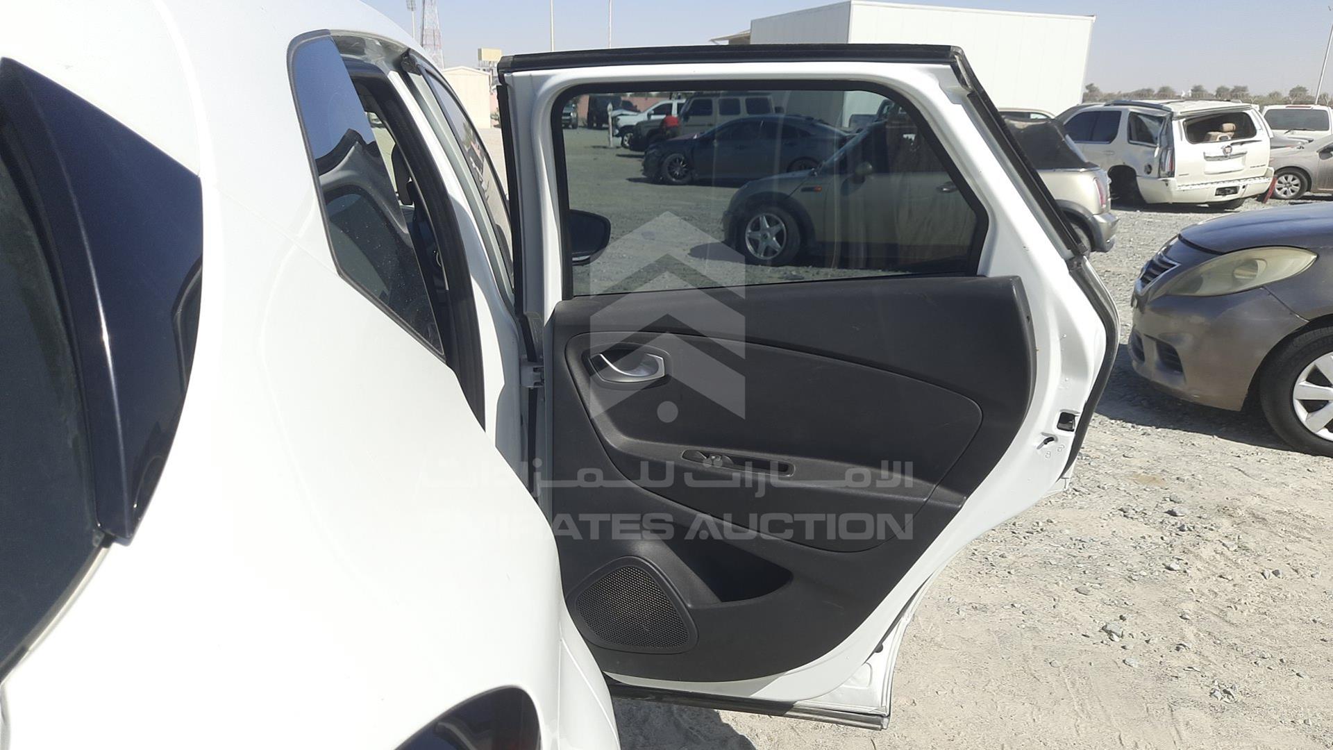2019 RENAULT CAPTUR VIN: VF12RRJR1KW466020