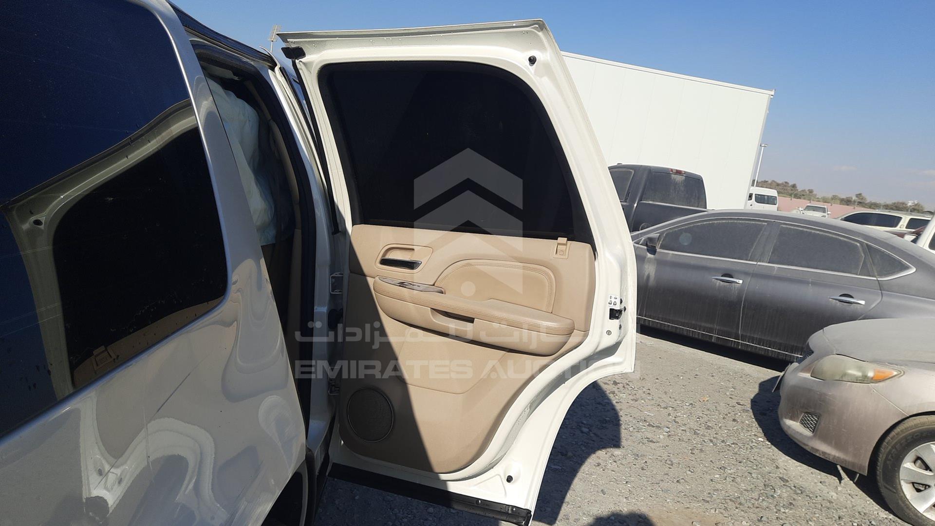 2014 CADILLAC ESCALADE VIN: 1GYS47EF1ER228959