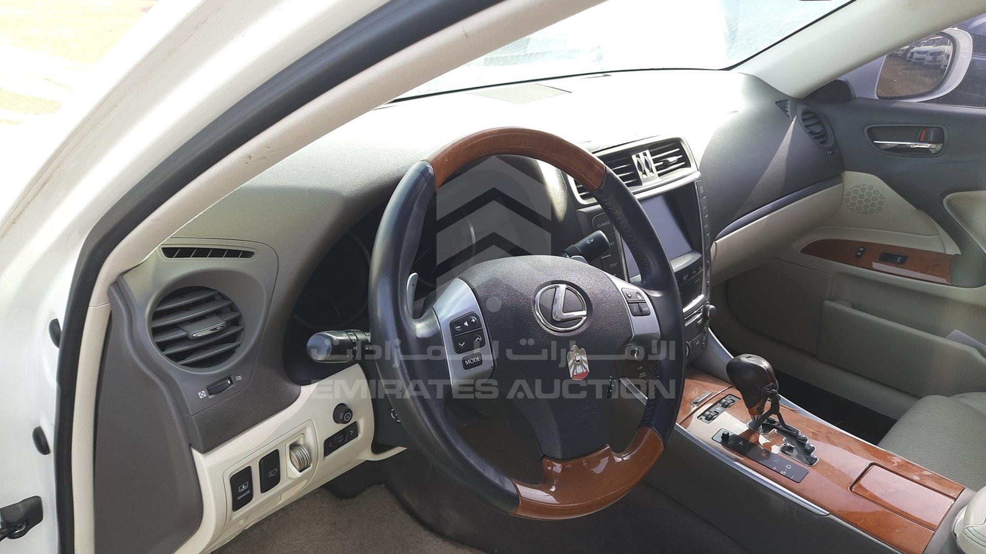 2011 LEXUS IS 250 VIN: JTHBK2623B5137851