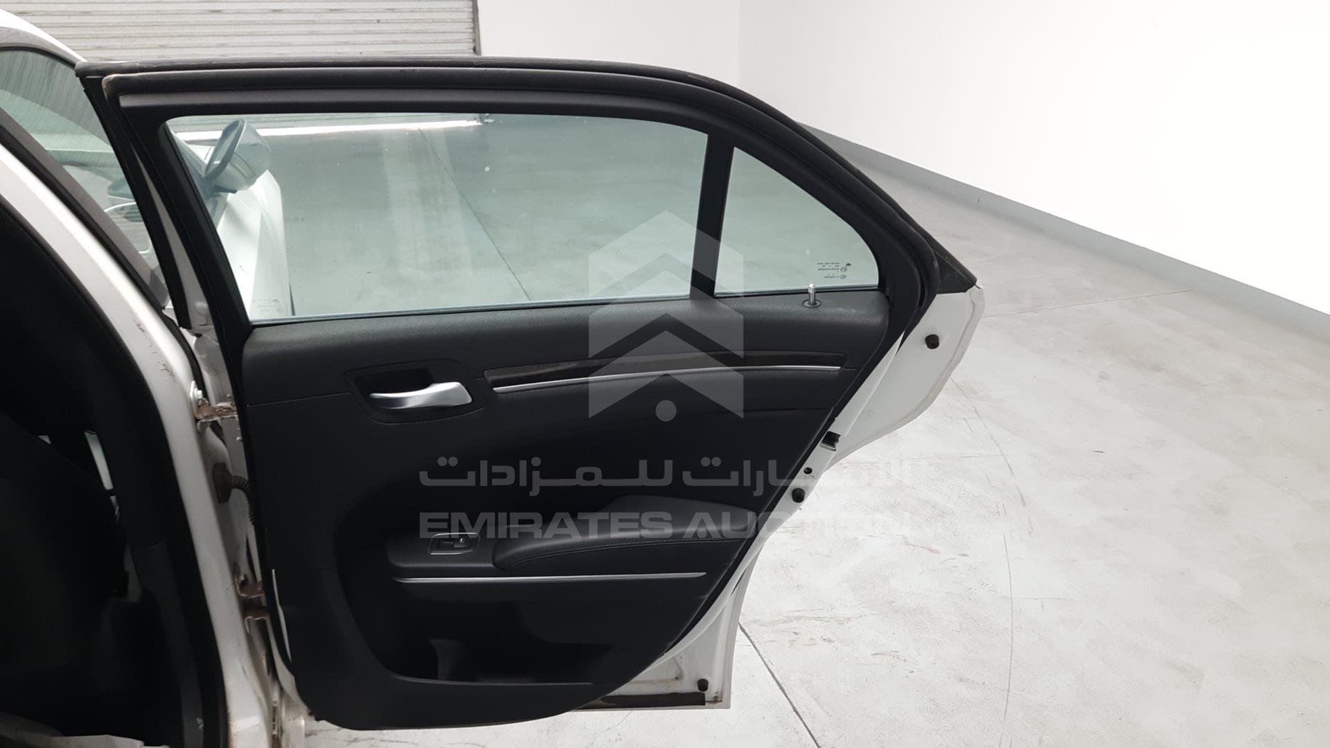 2014 CHRYSLER 300 C VIN: 2C3CCACG6EH118578