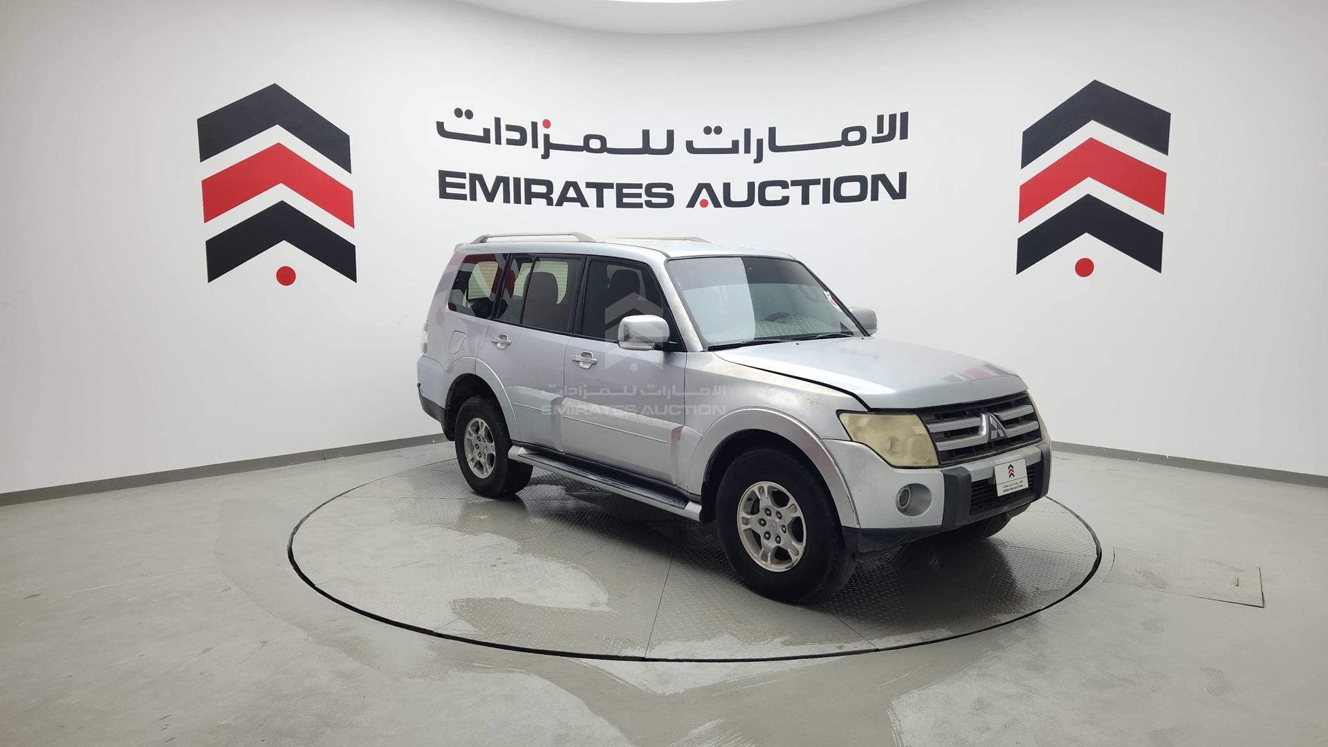 2007 MITSUBISHI PAJERO VIN: JMYLRV93W7J708656