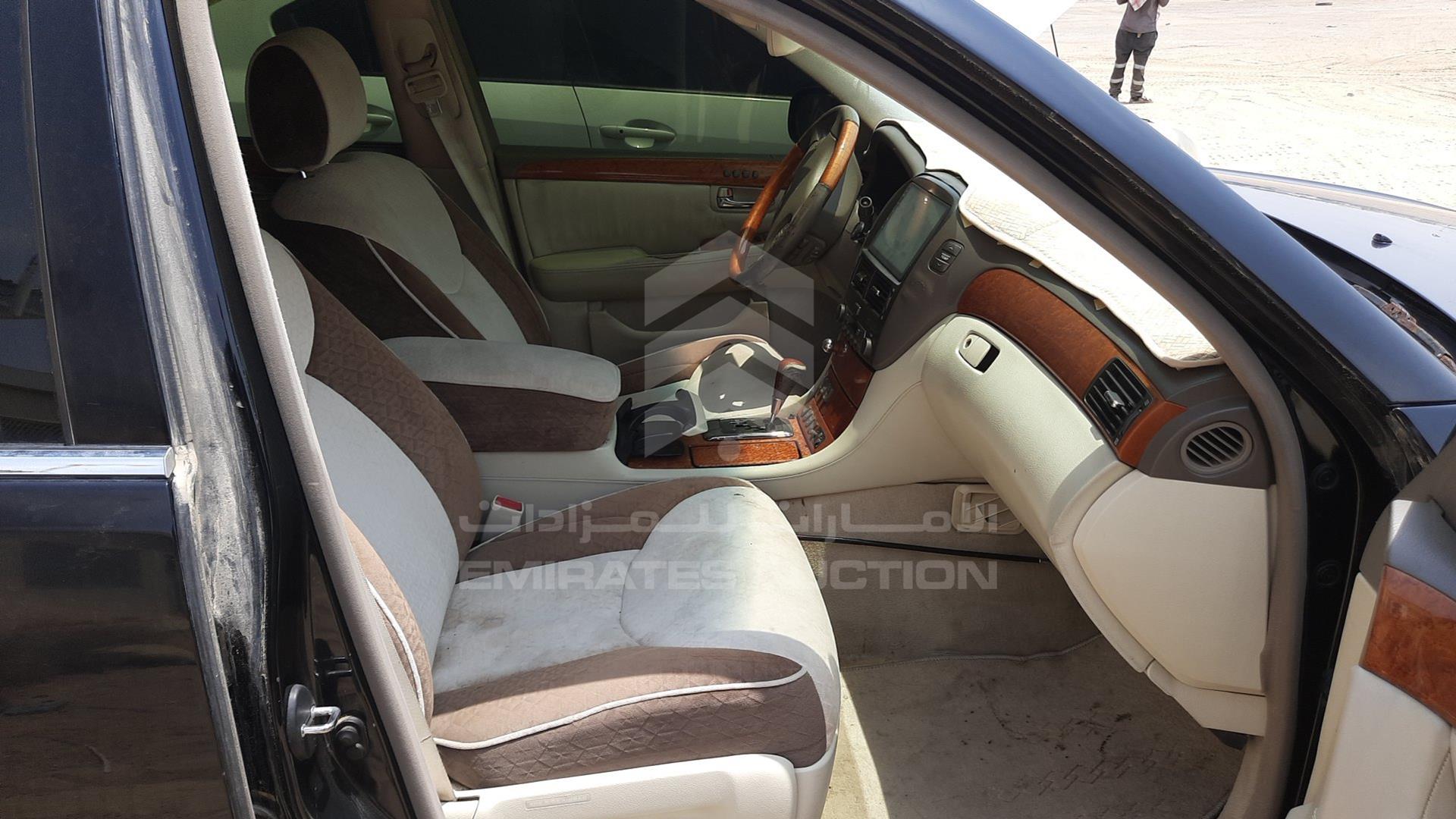 2004 LEXUS LS 430 VIN: JTHBN36FX40135742