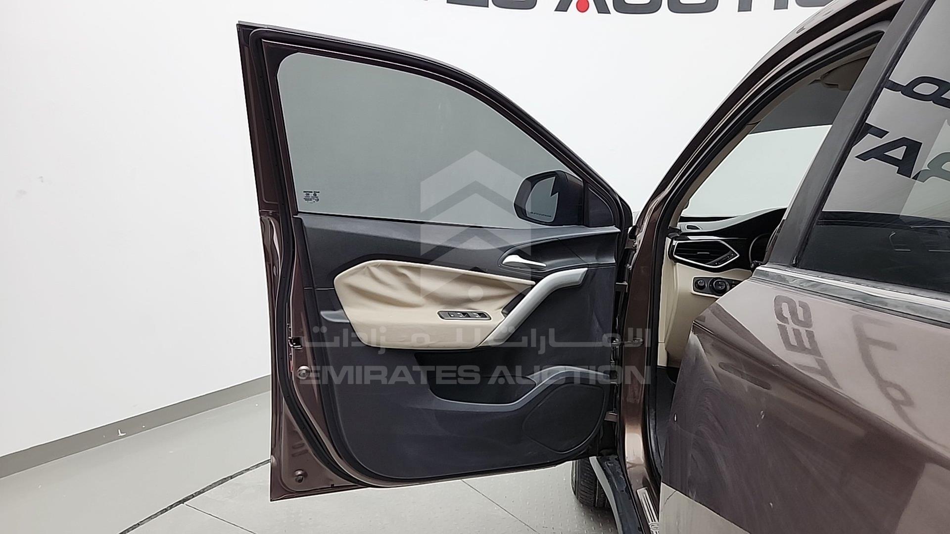2016 MG GS VIN: LSJA24W34GS012141