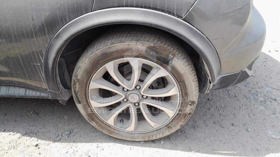 2015 Nissan Juke — Rear Left Tyre — Photo 30