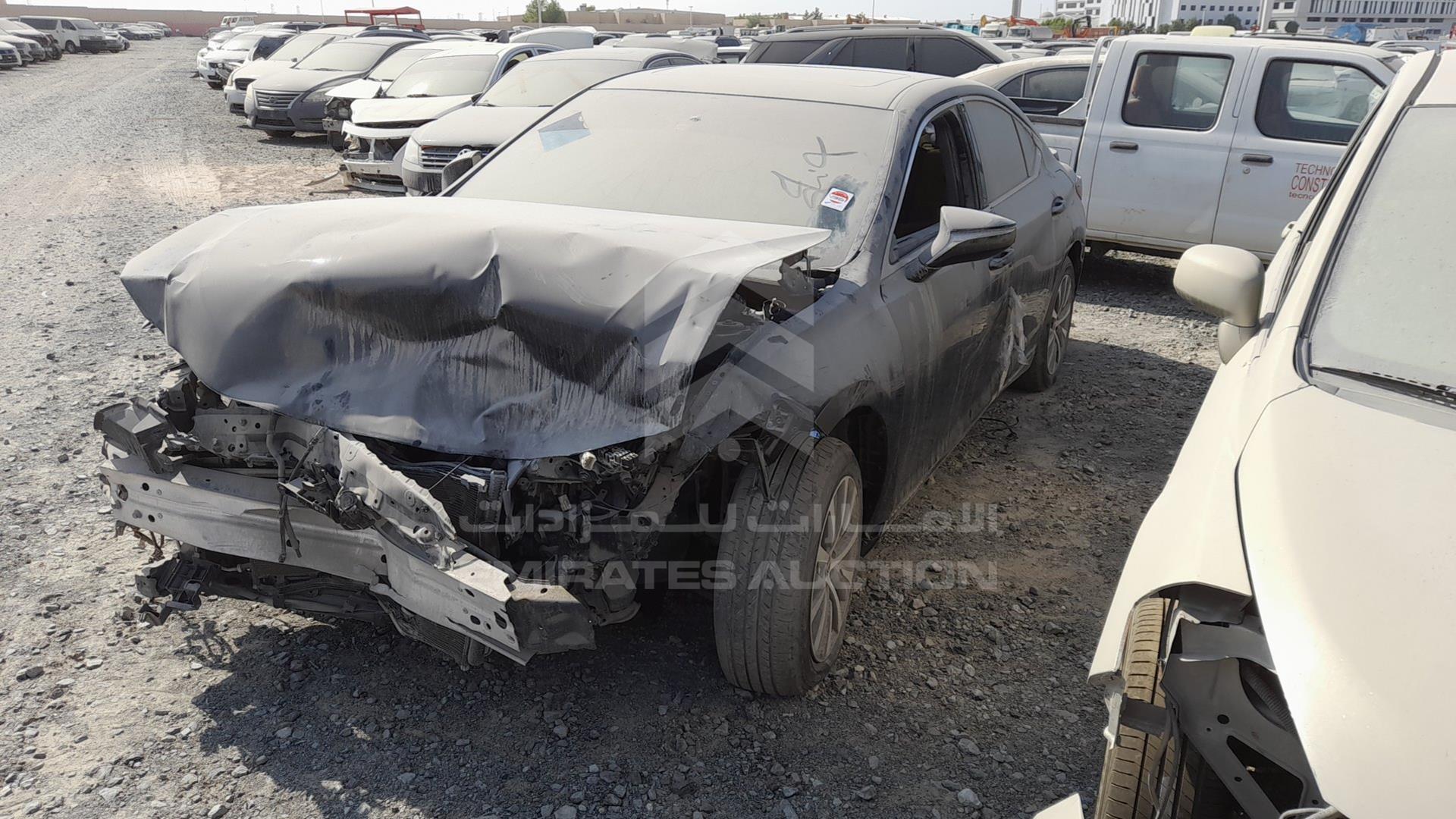 2020 LEXUS ES 300H VIN: JTHB21B19L2092439