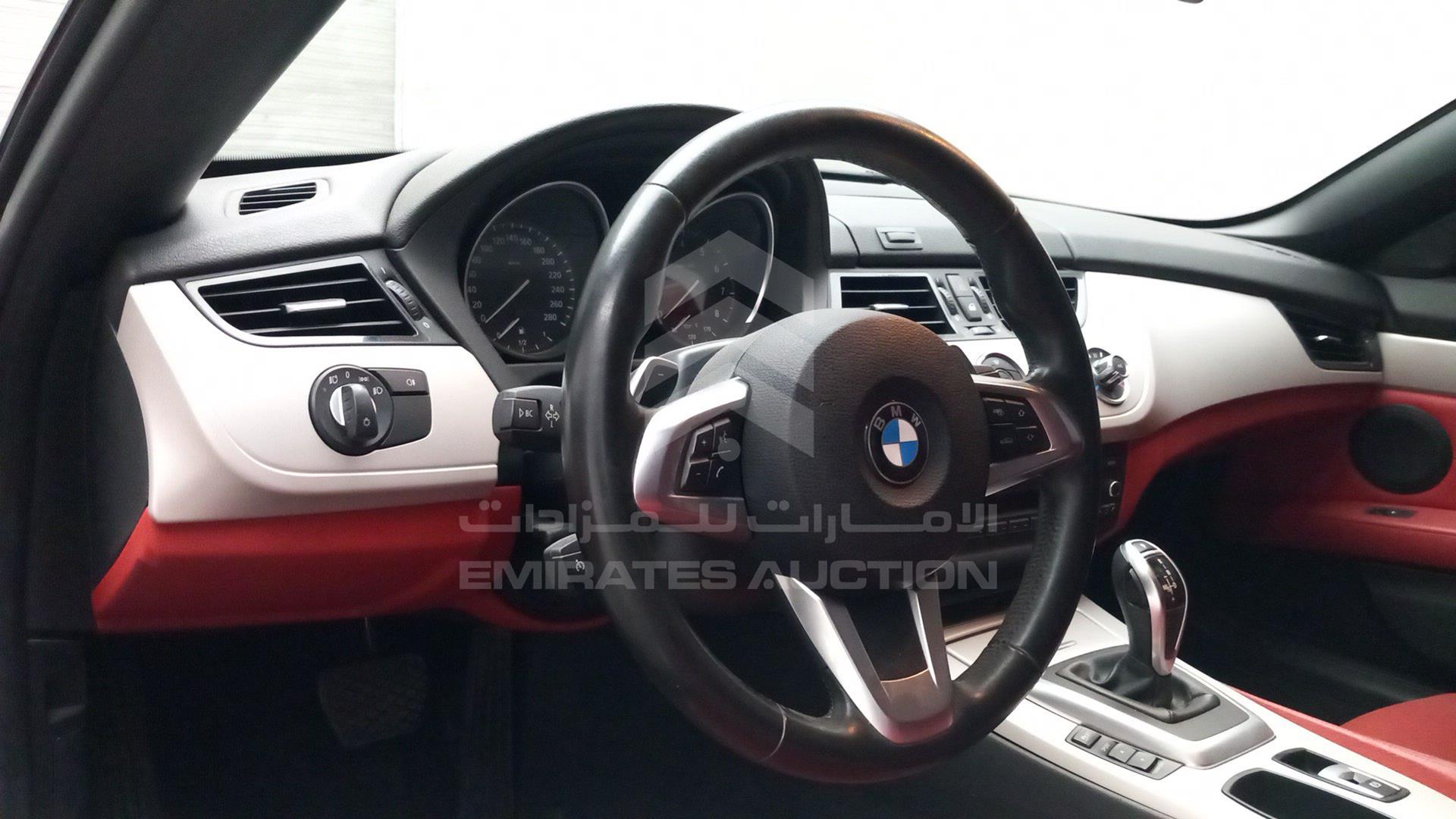 2015 BMW Z4 VIN: WBALL1103FJ664642