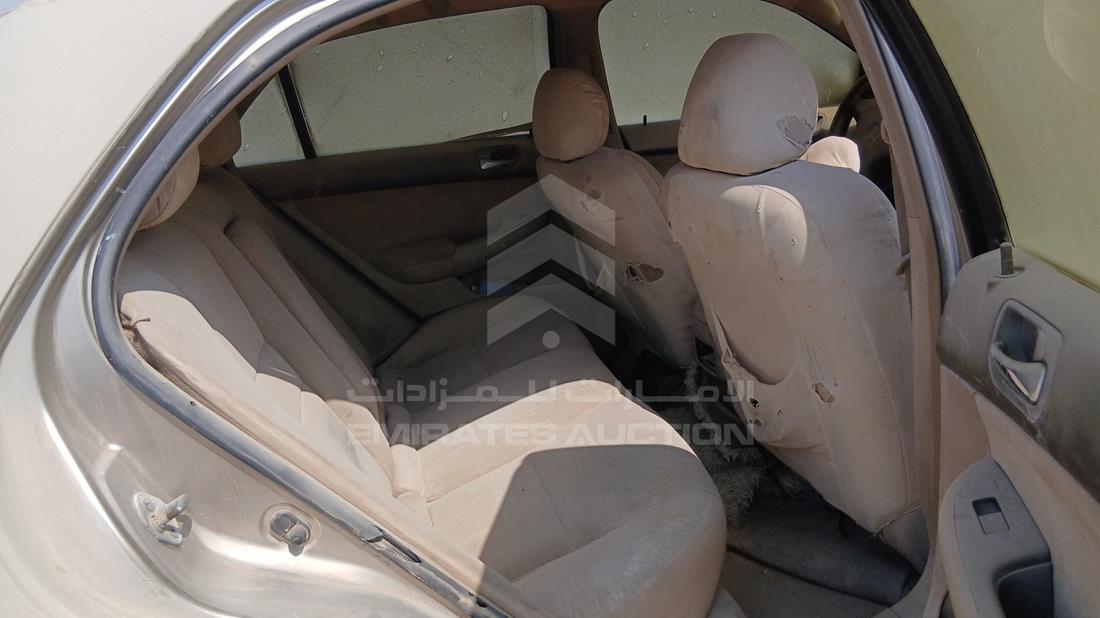 هوندا اكورد 2003 — زاوية الراكب الخلفي اليمنى — صورة 20