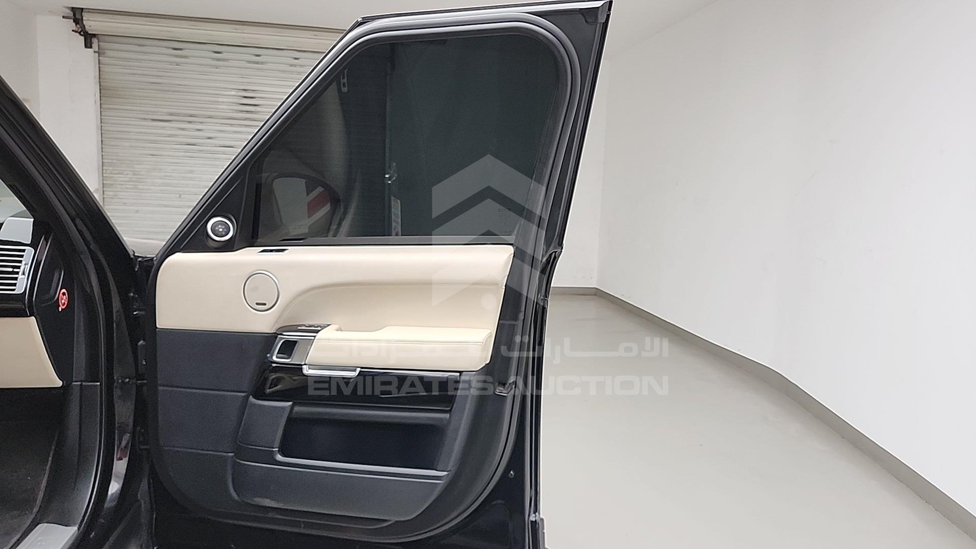 2016 RANGE ROVER VOGUE VIN: SALGS2EF7GA271104
