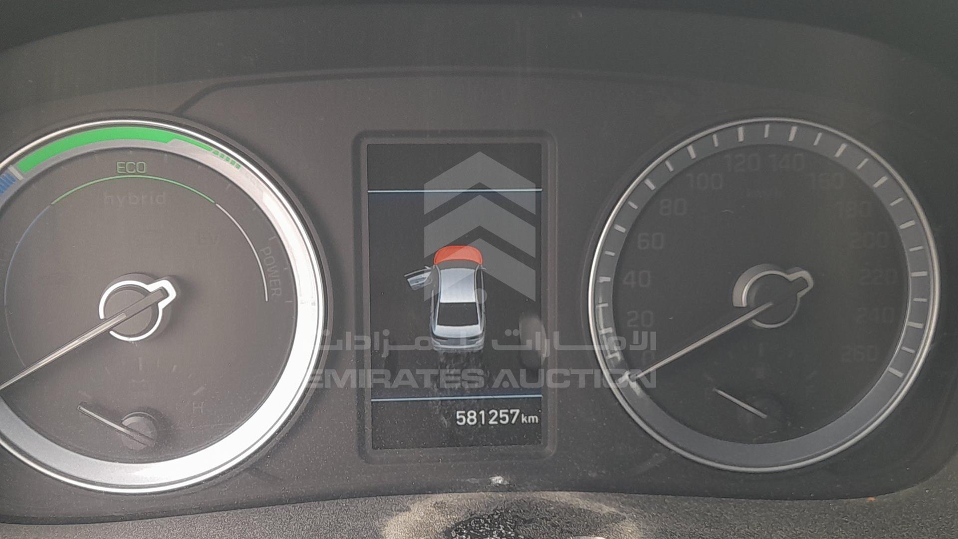 2019 HYUNDAI SONATA VIN: KMHE24130KA092946