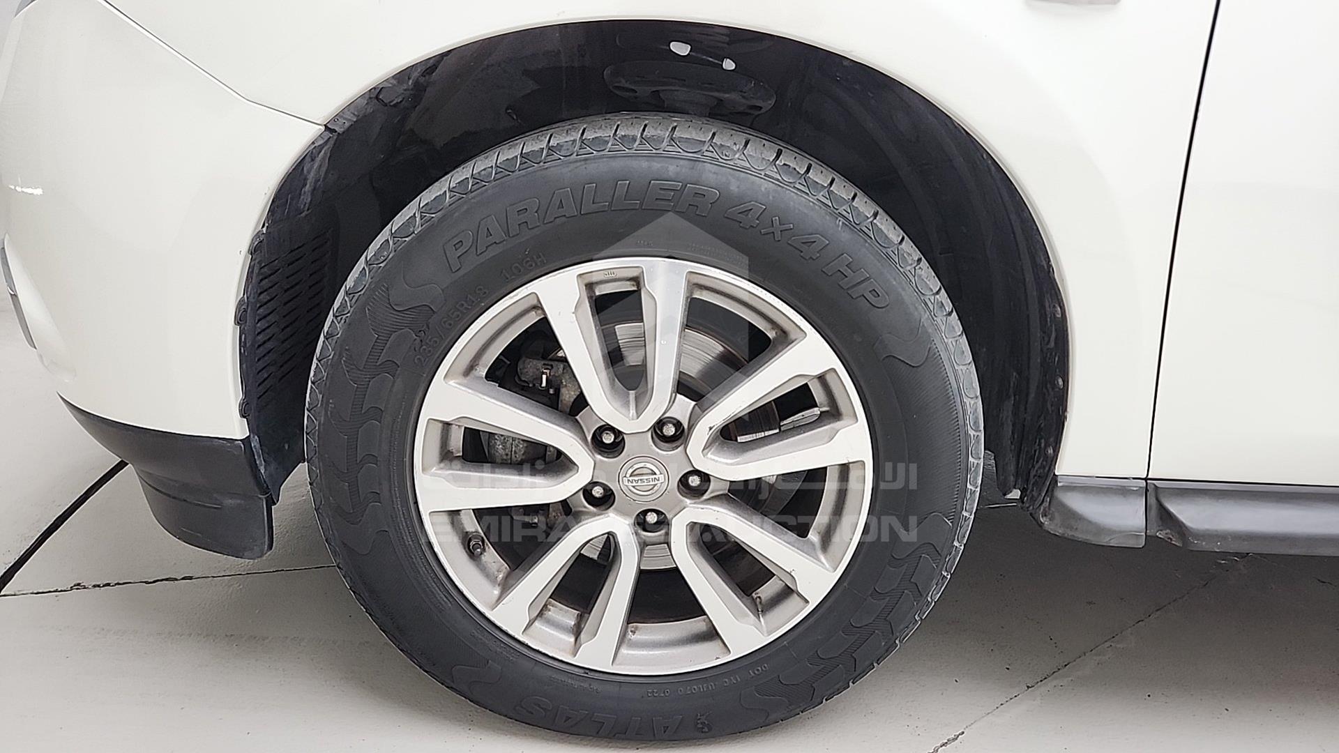 2015 NISSAN PATHFINDER VIN: 5N1AR2M54FC664462