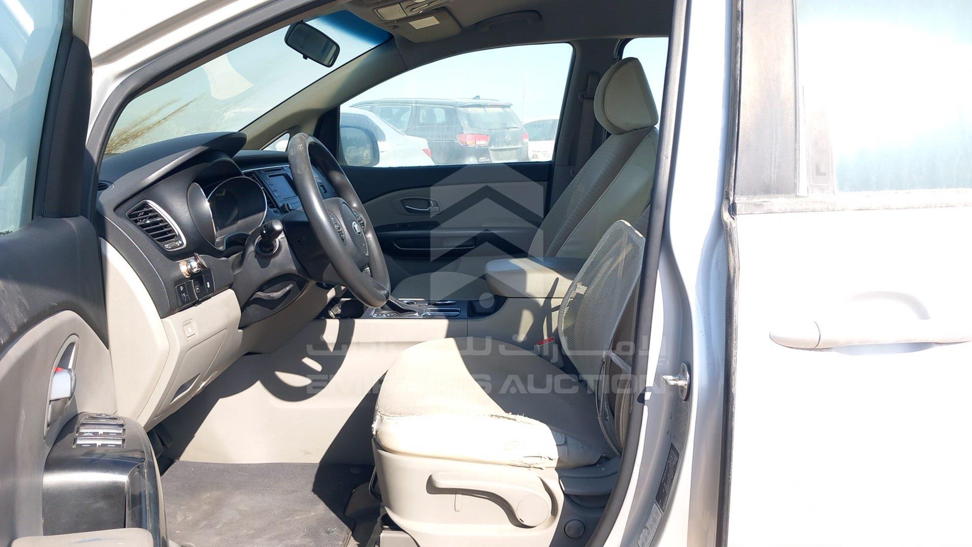 2019 KIA CARNIVAL VIN: KNAMB8124K6496508
