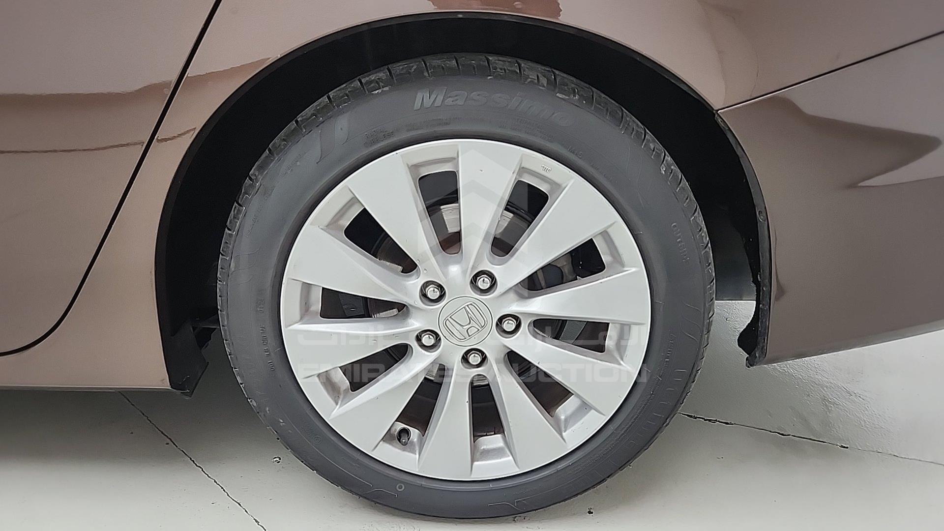 2013 HONDA ACCORD VIN: 1HGCR367XDA600938