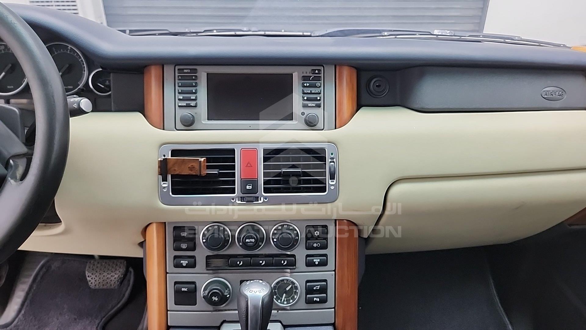 2004 RANGE ROVER HSE VIN: SALLMAMA44A170092