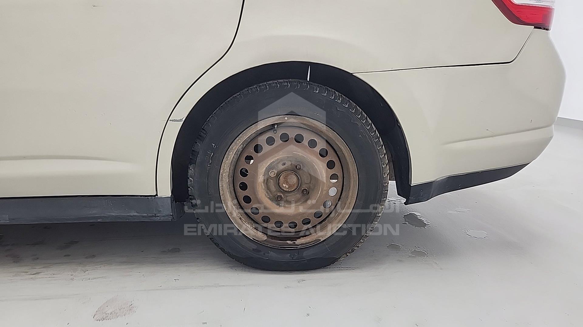 2008 NISSAN TIIDA VIN: JN1CC11C48T017609