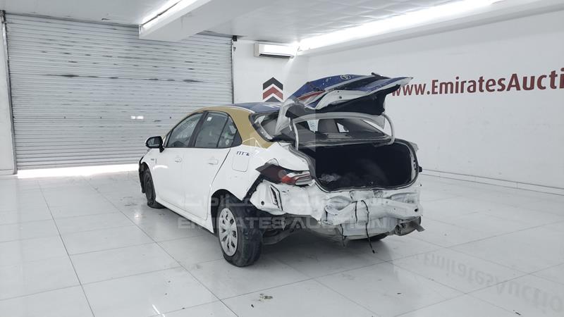RKLBA0BE3L1000705 Auction: EmiratesAuction Lot: 405563 RKLBA0BE3L1000705 Toyota Corolla 2020 WHITE Photo 5