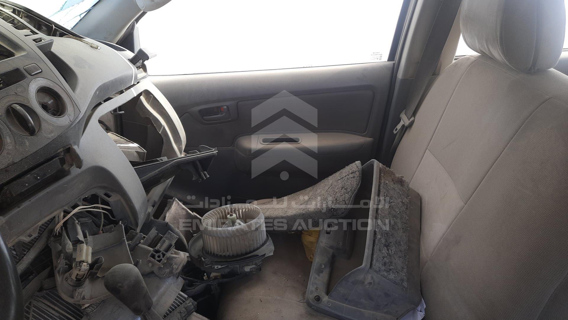 2011 TOYOTA HILUX VIN: MR0FX22G0B1326567