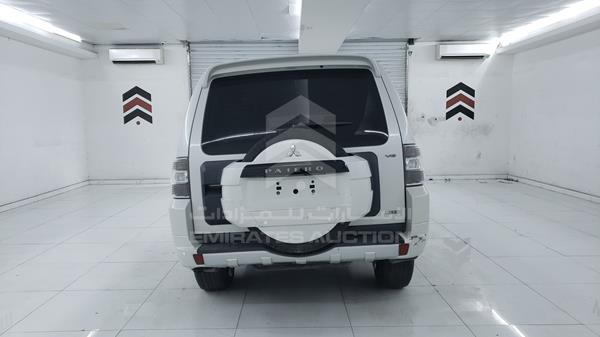 JMYLRV95WBJ702297 Mitsubishi Pajero