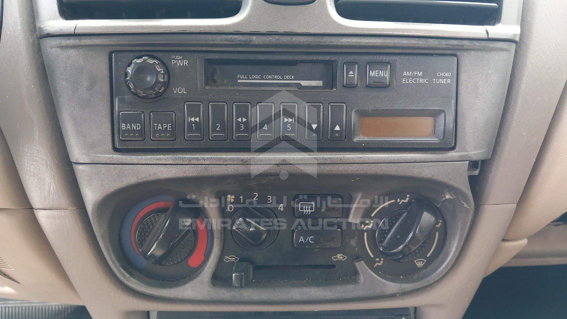 2004 NISSAN SUNNY VIN: JN1BN61C14W008507