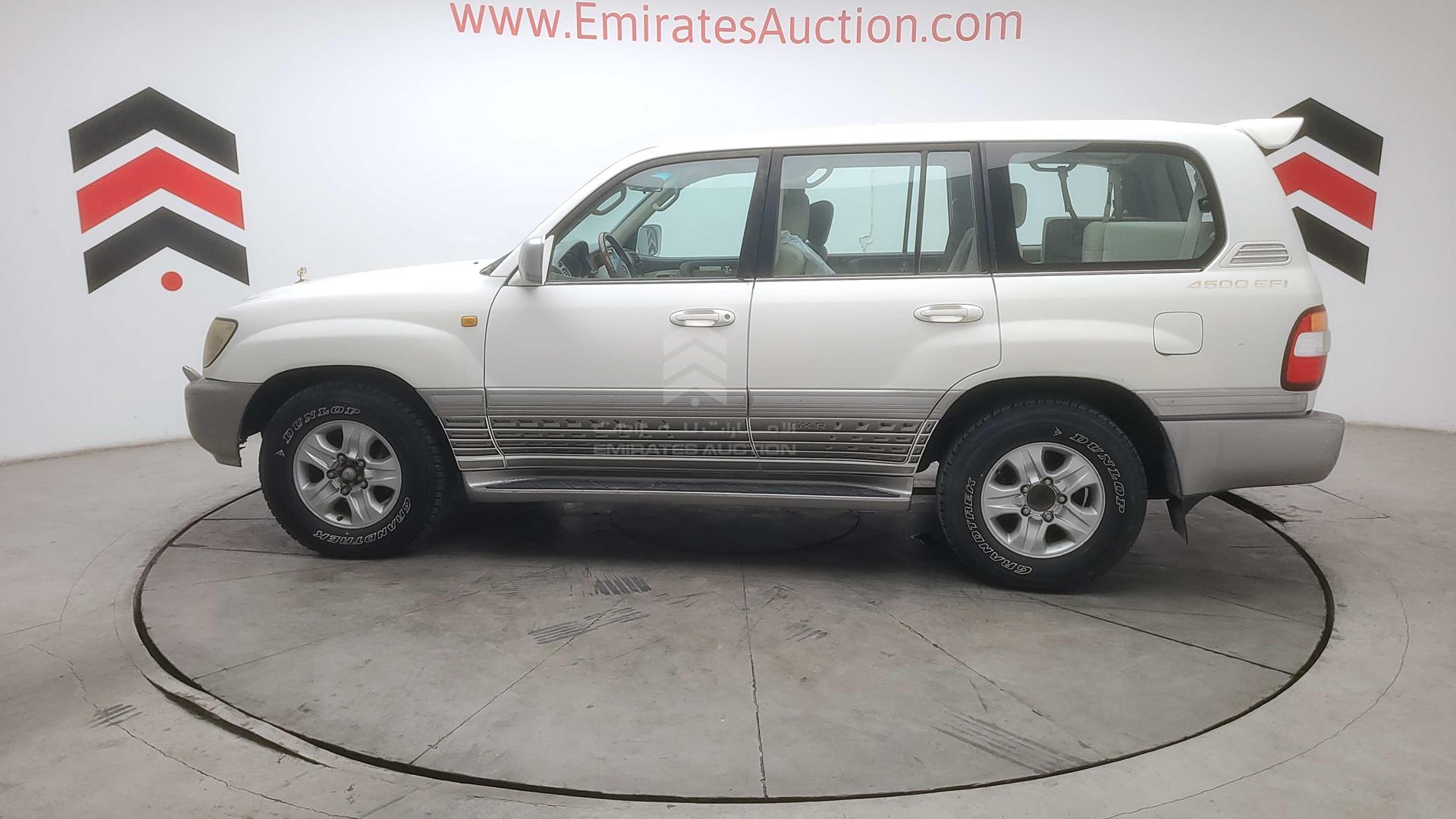2007 TOYOTA LAND CRUISER VIN: JTEHJ09J675160923