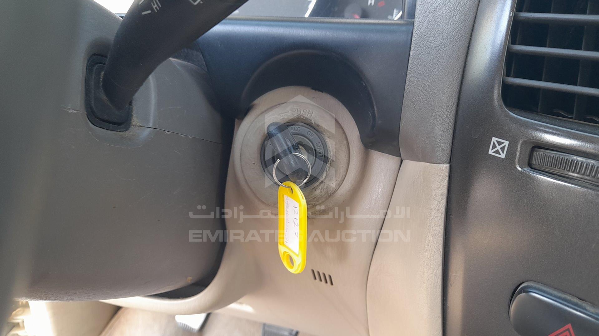 2007 TOYOTA LAND CRUISER VIN: JTGHJ09J977006847