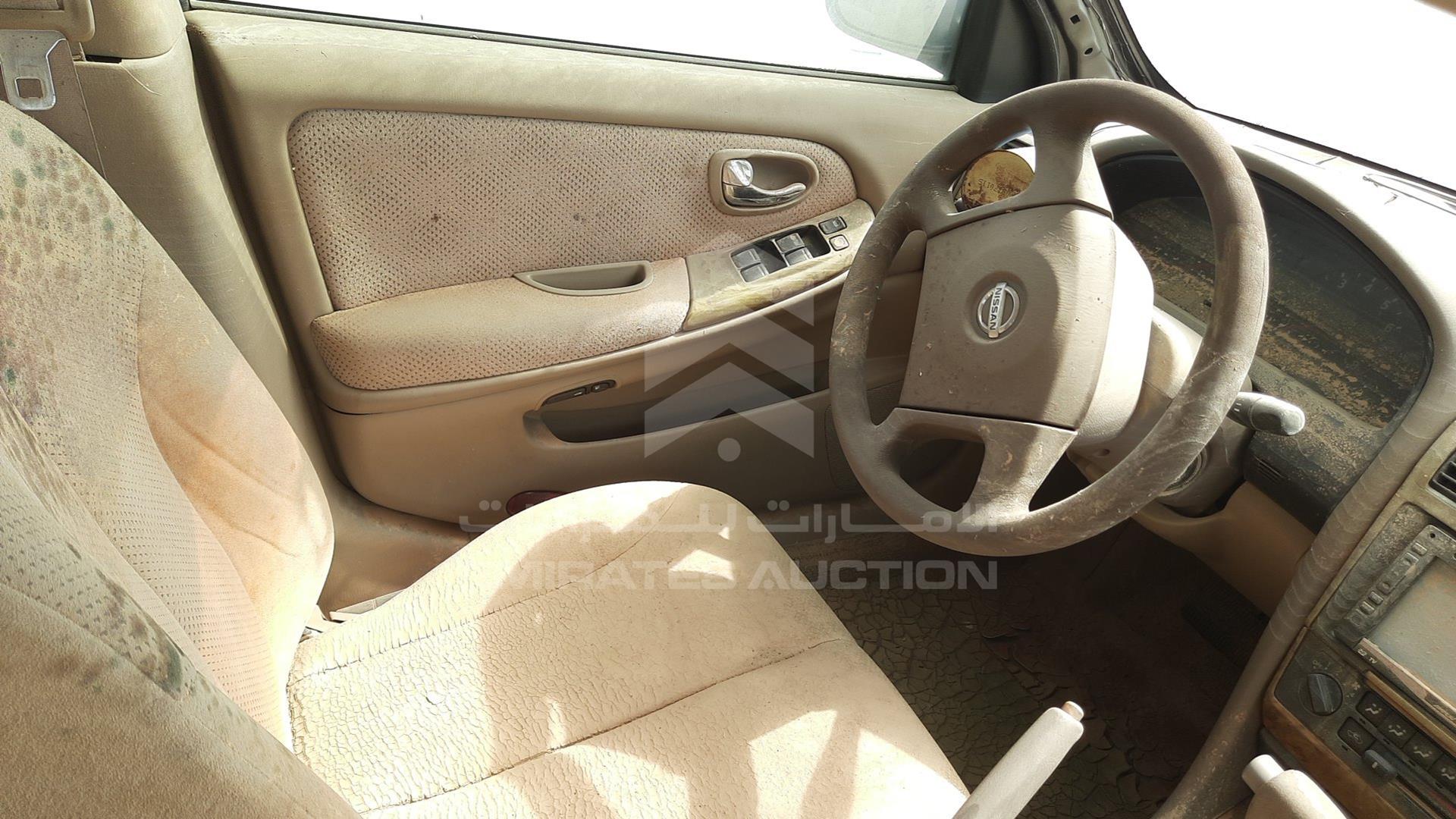 0 NISSAN MAXIMA VIN: JN1CA31S83T671076