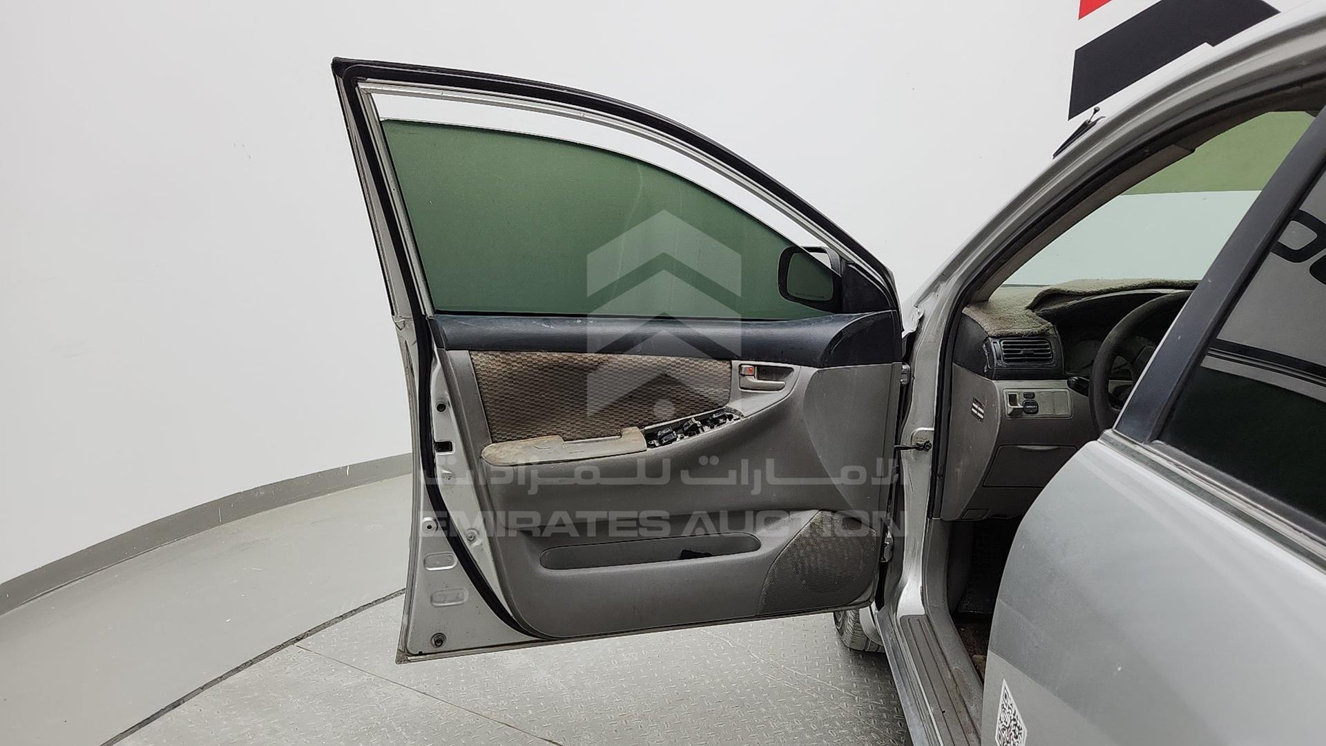 2002 TOYOTA COROLLA VIN: JTDBR23E820043960