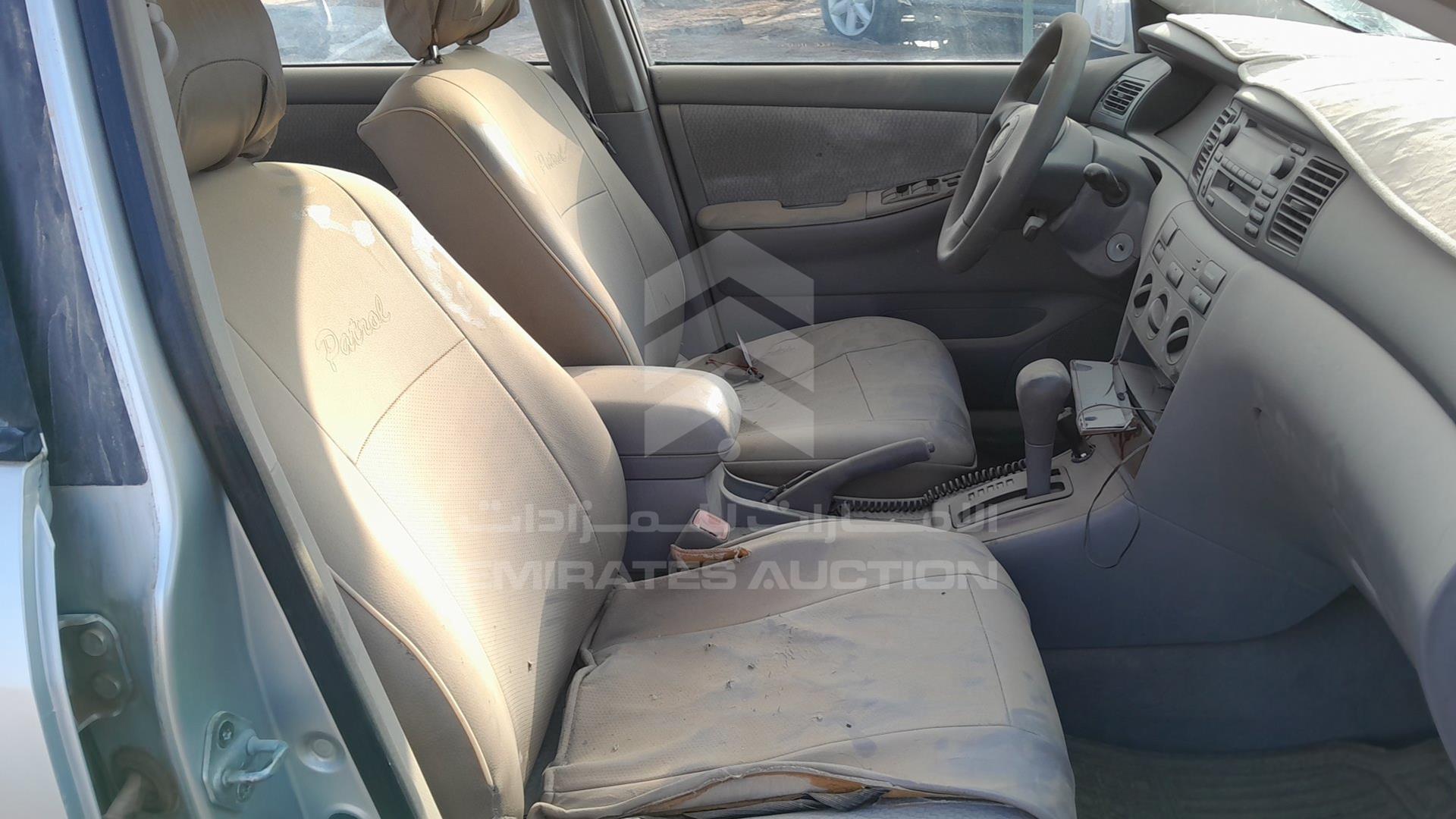 2004 TOYOTA COROLLA VIN: JTDBR38E542030881