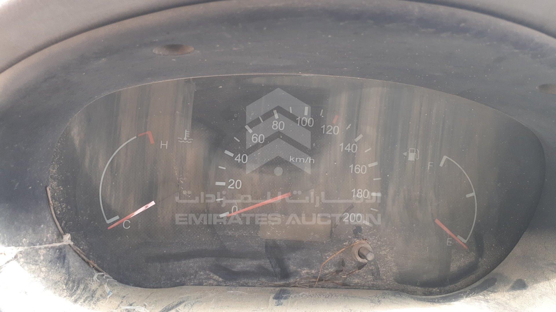 2005 HYUNDAI ACCENT VIN: KMHCG41G15U618273