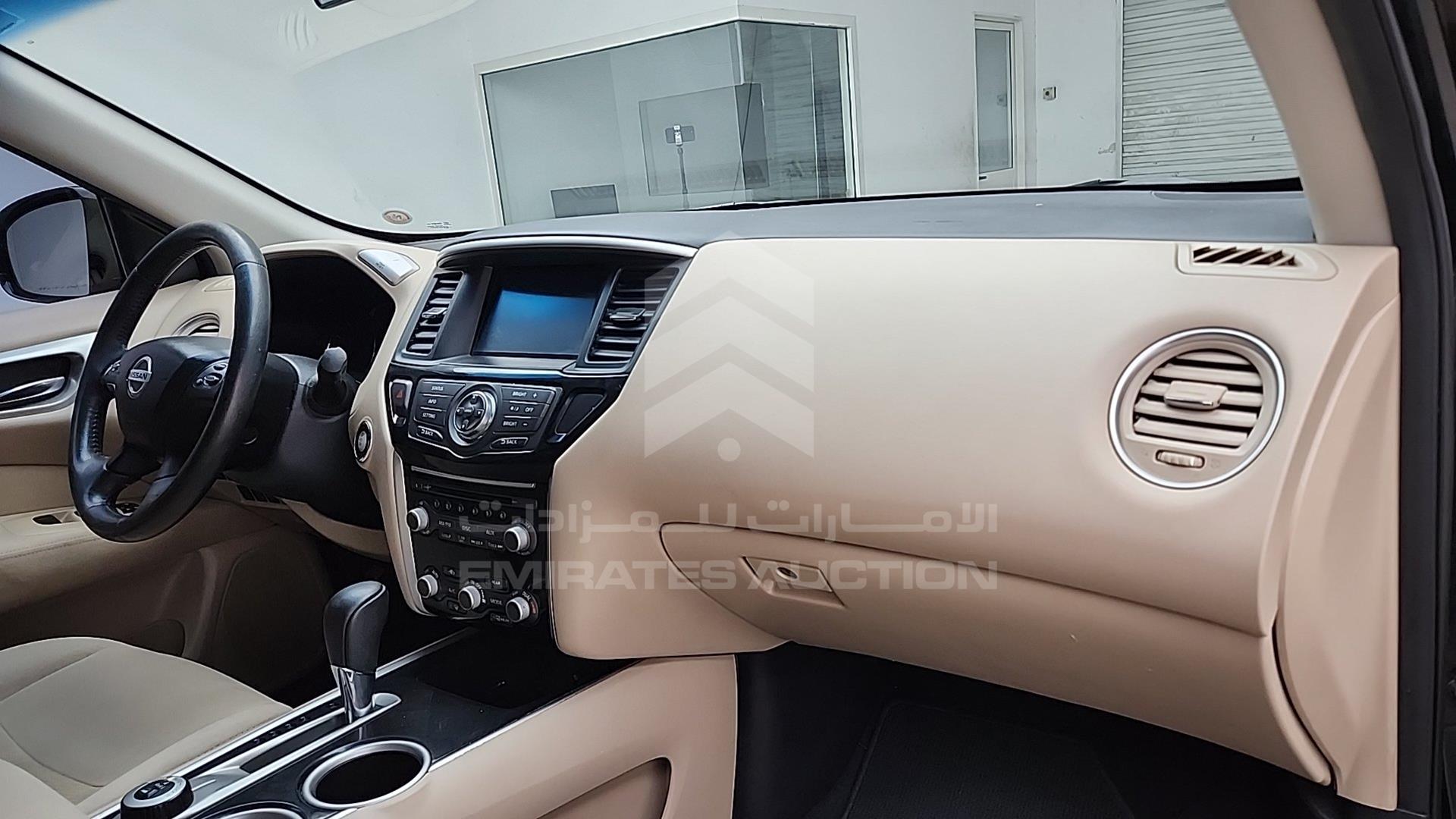 2016 NISSAN PATHFINDER VIN: 5N1AR2M50GC606074