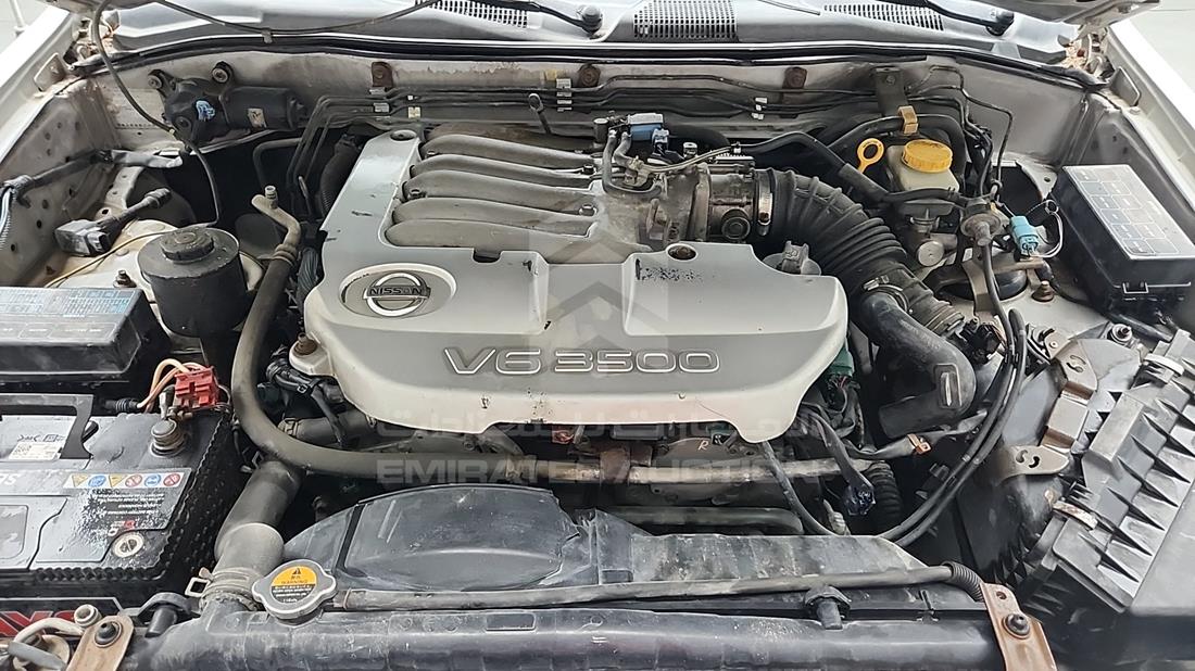 2005 Nissan Pathfinder — Engine Bay — Photo 32