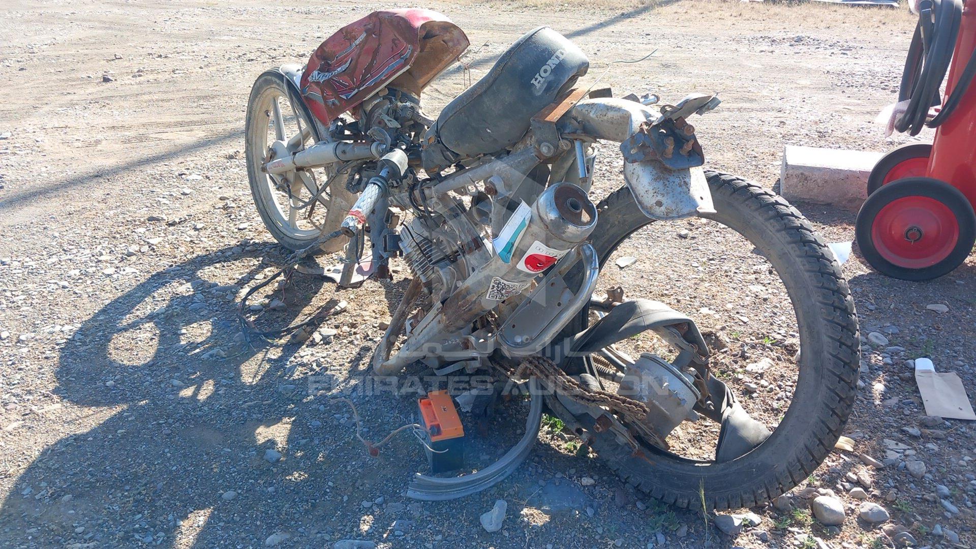 0 MOTORBIKE --- VIN: LJ7PCJ2B9FF518366