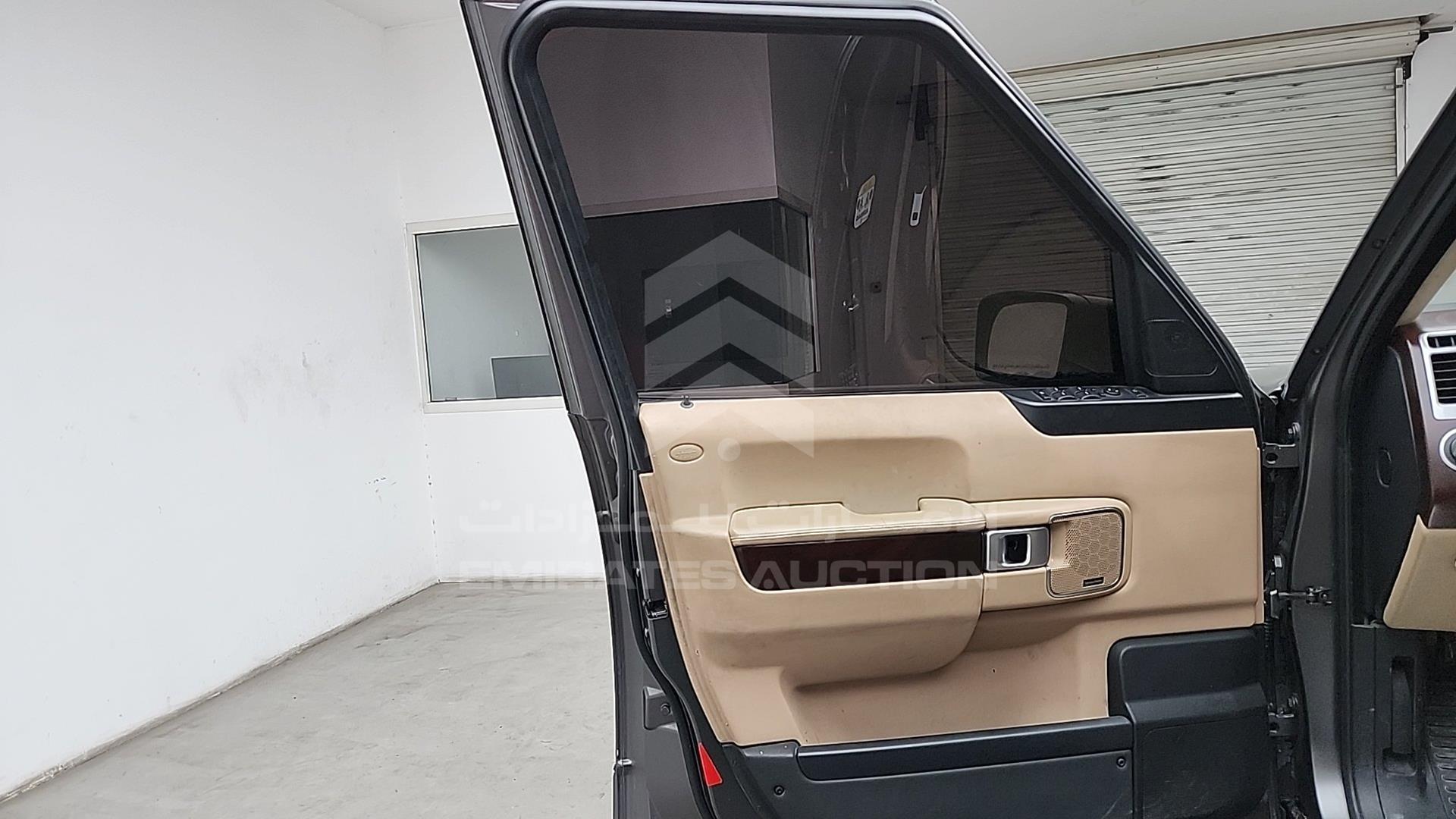 2009 RANGE ROVER HSE VIN: SALLMAM549A302079
