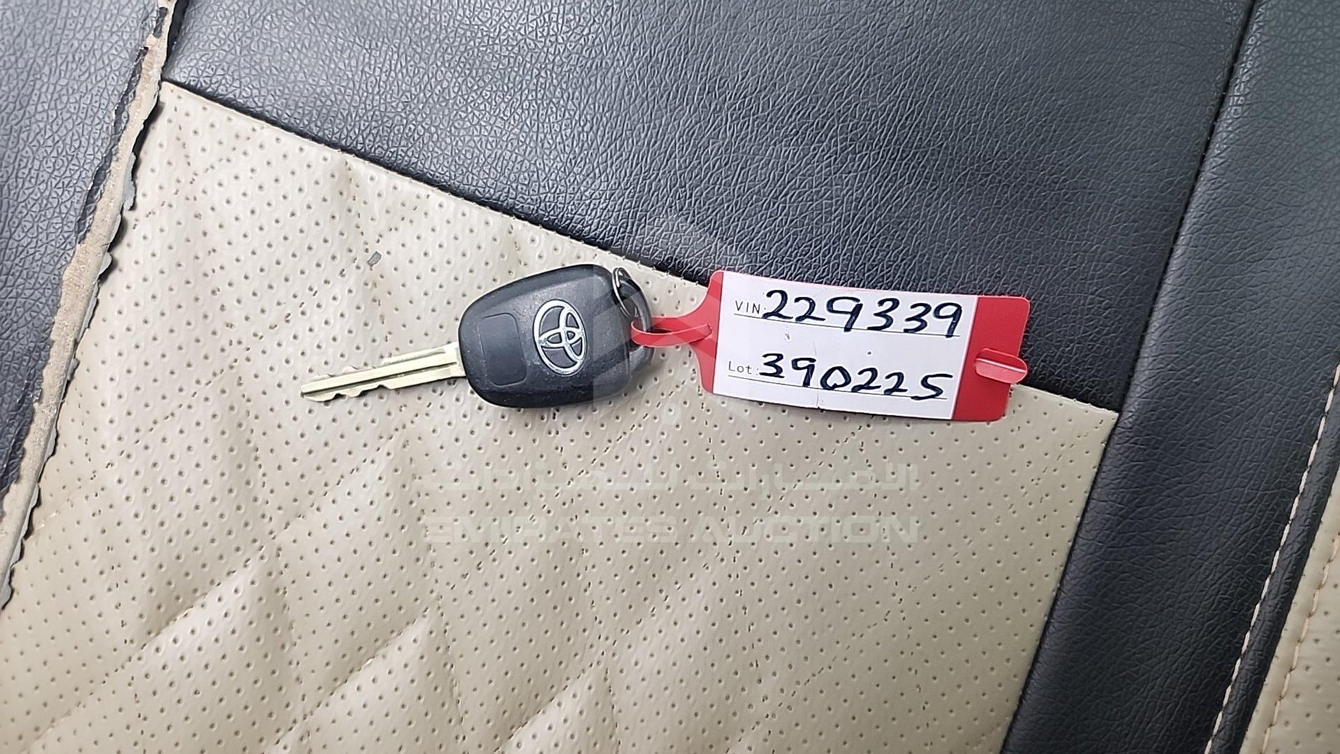 2015 TOYOTA COROLLA VIN: RKLBL9HE5F5229339