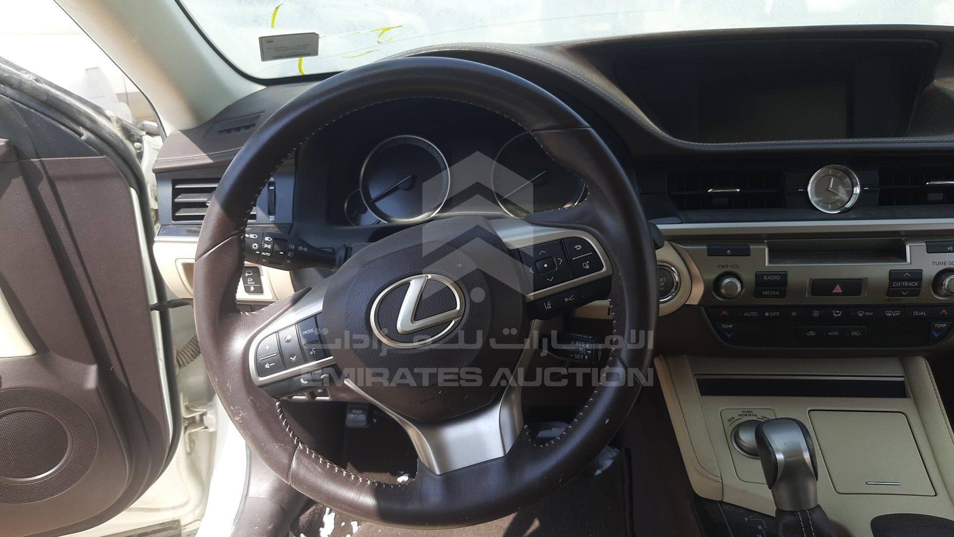2016 LEXUS IS 250 VIN: JTHBJ1GG0G2084302