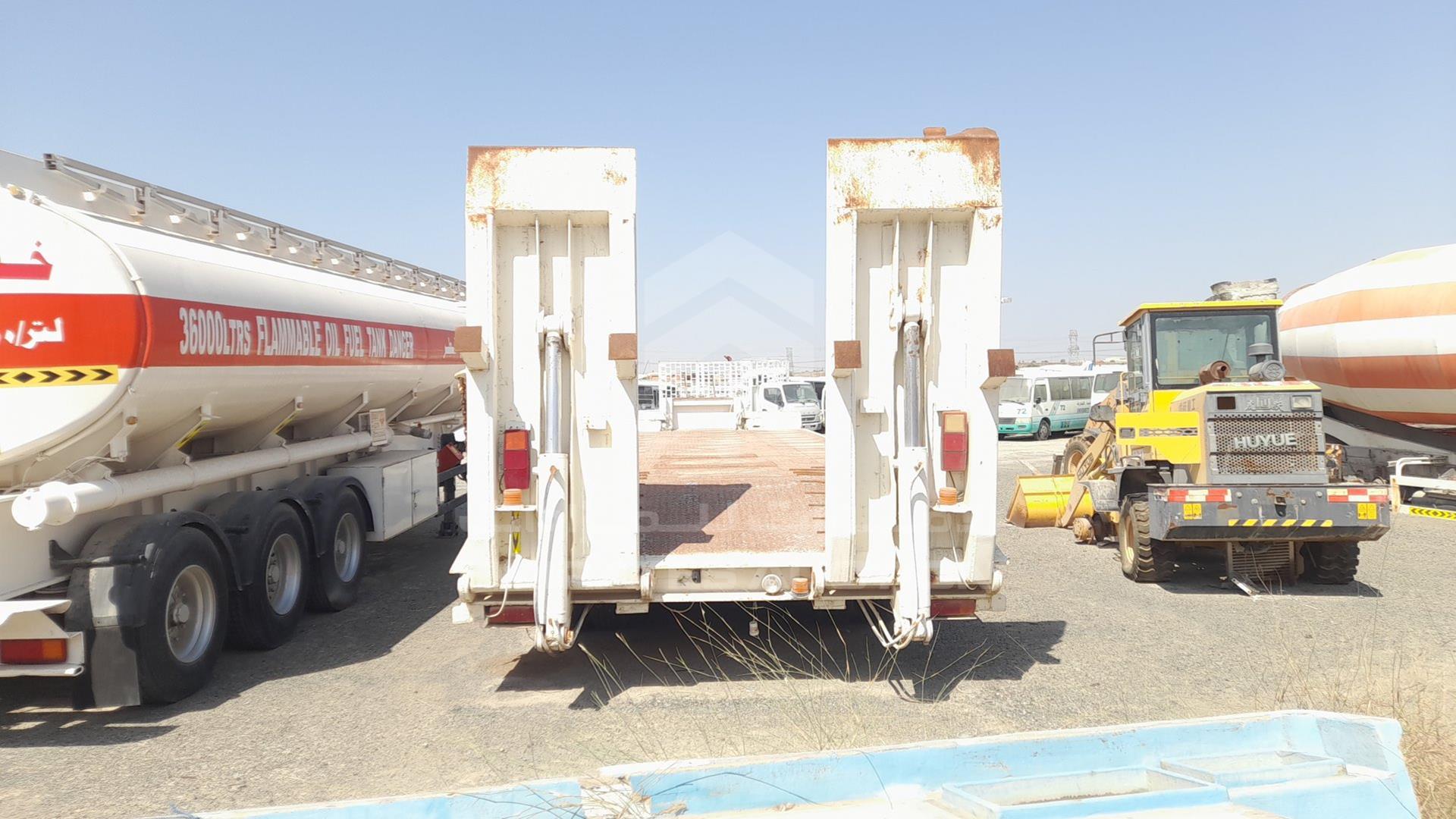 0 LOW BED 3 AXLES VIN: KL4V3TVF1DK006806