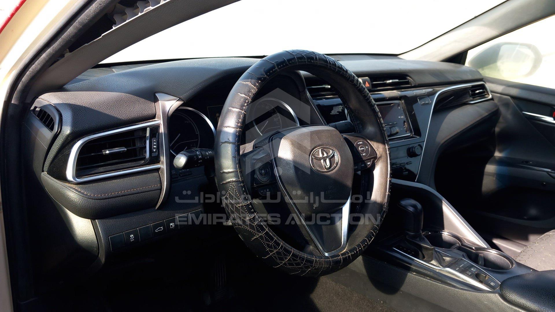 2018 TOYOTA CAMRY VIN: JTNB29HK8J3012843