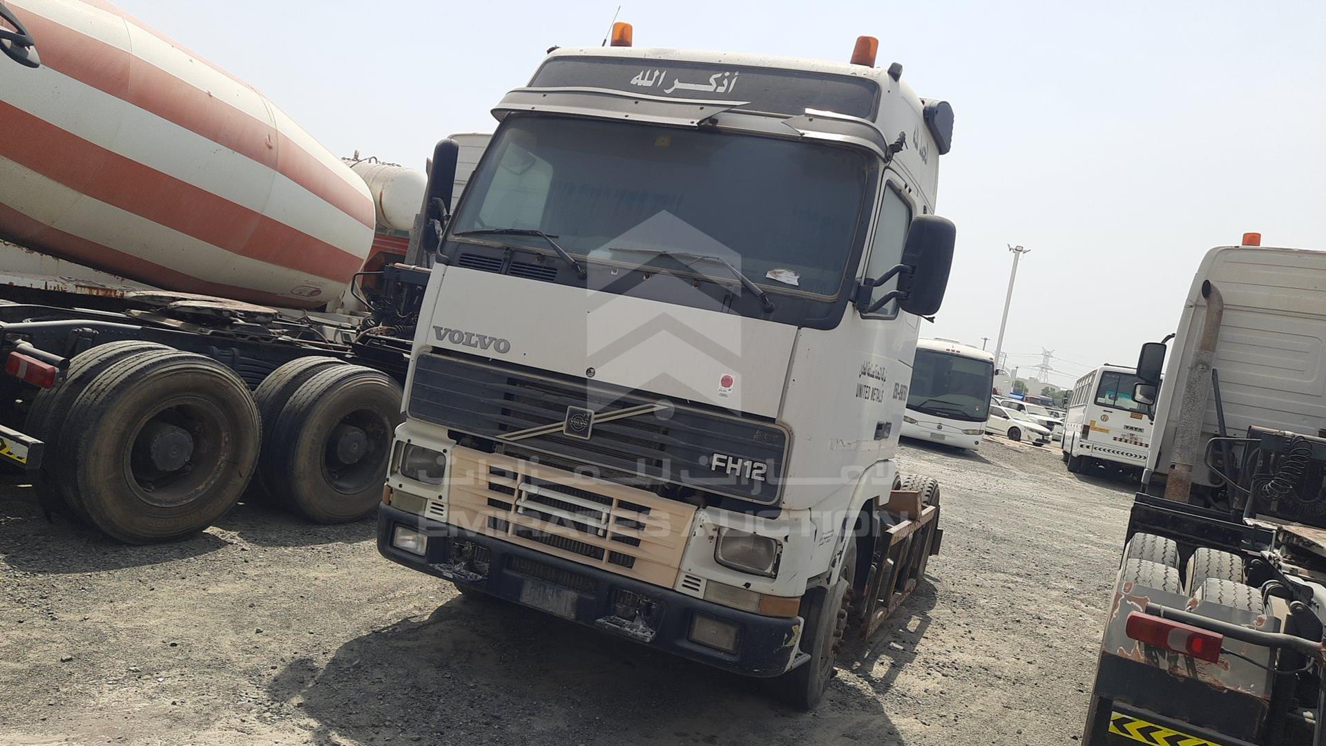 2000 VOLVO FH12 VIN: YV2A4DBA2YB238623