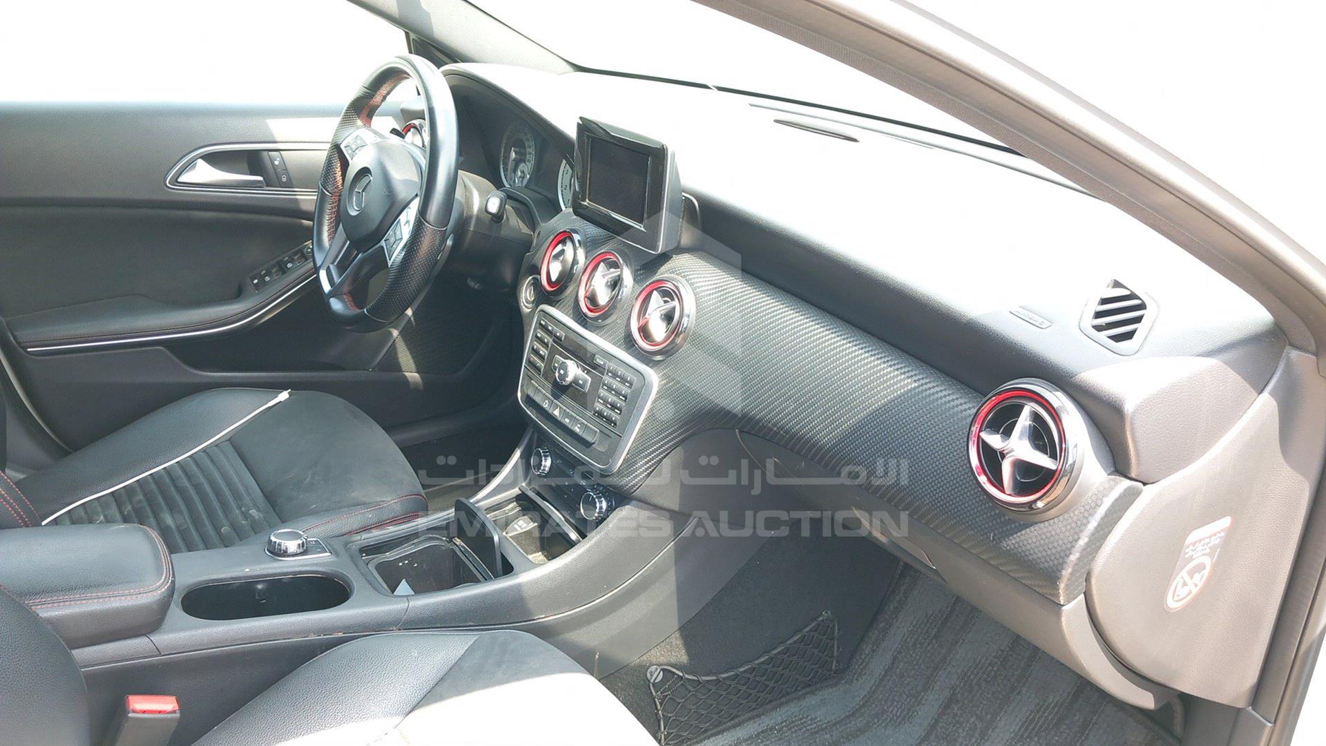 2014 MERCEDES A 250 VIN: WDDBF4EB4EJ245917