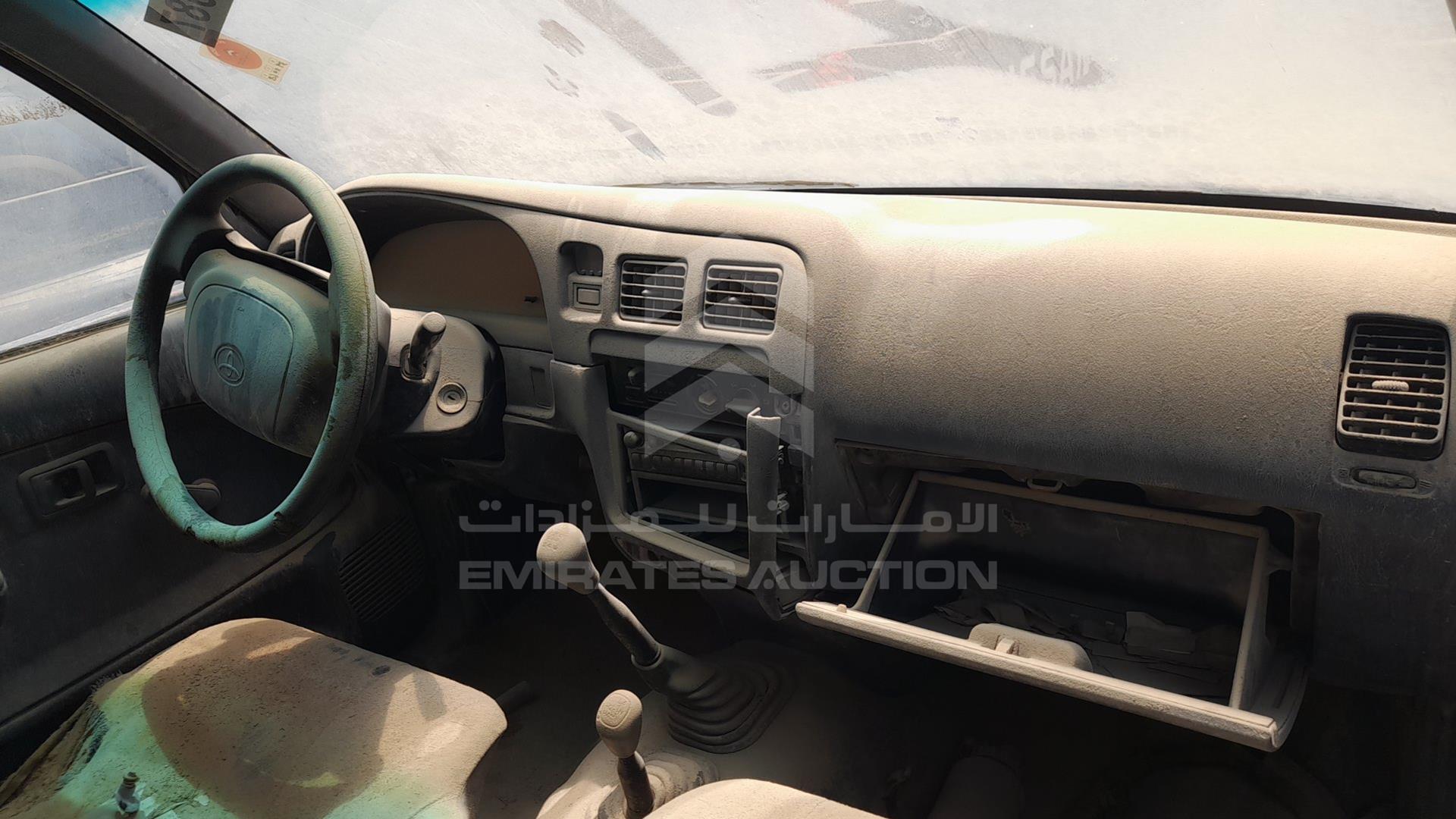2001 TOYOTA HILUX VIN: JTFDE626810064352