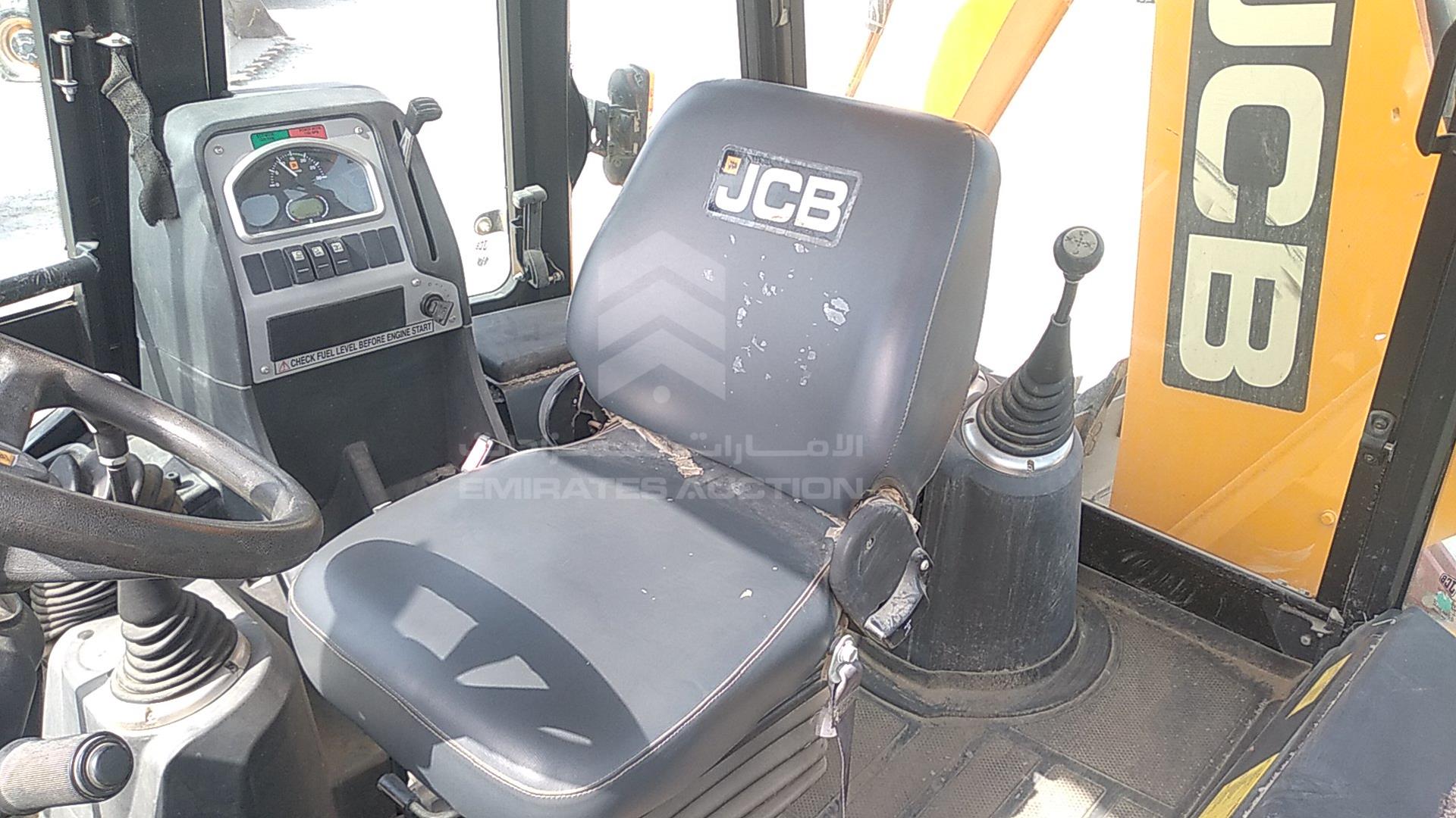 2017 JCB 3DX VIN: RAJ3DXSSL02986754